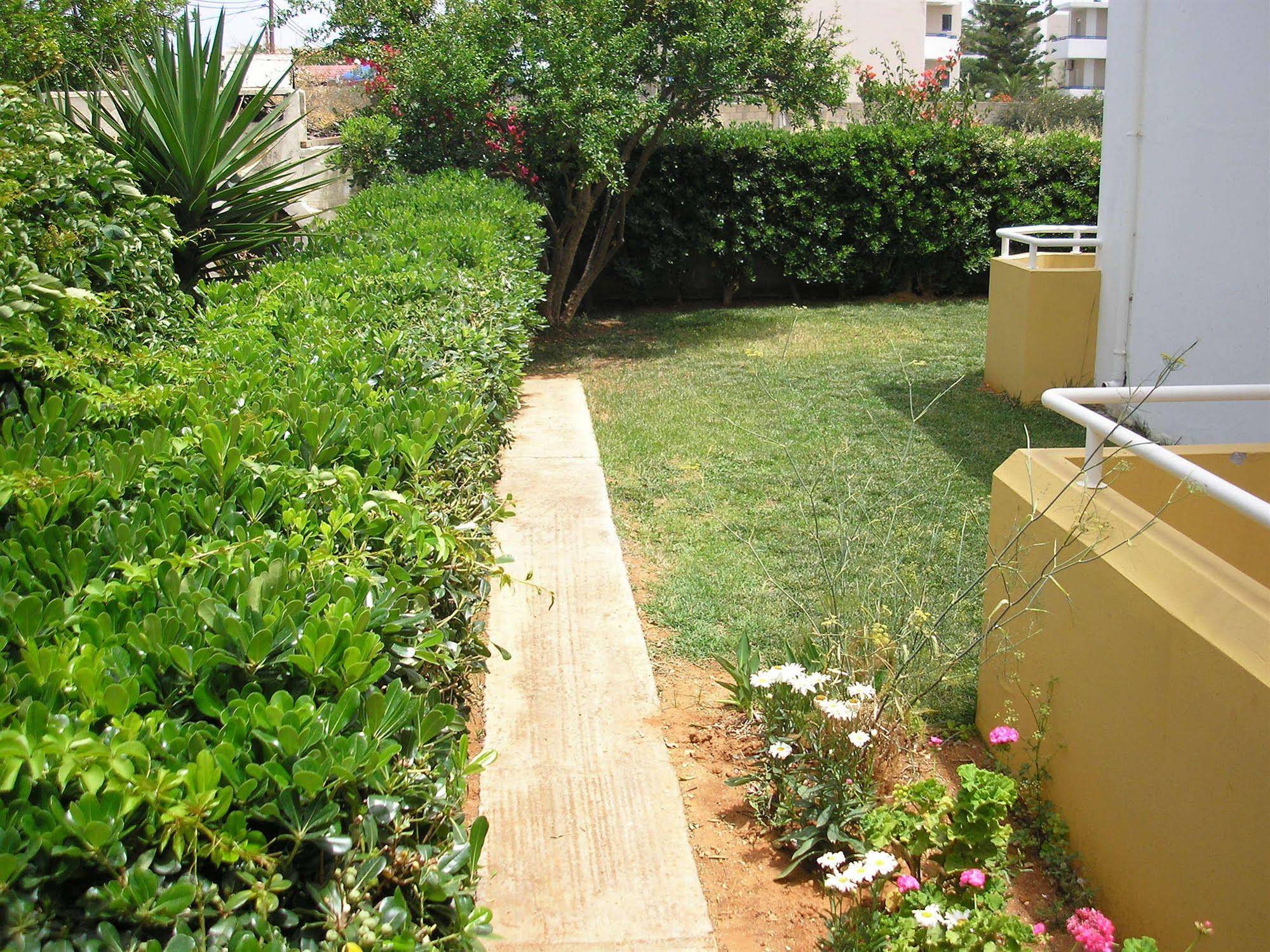 Dimitra Apartments