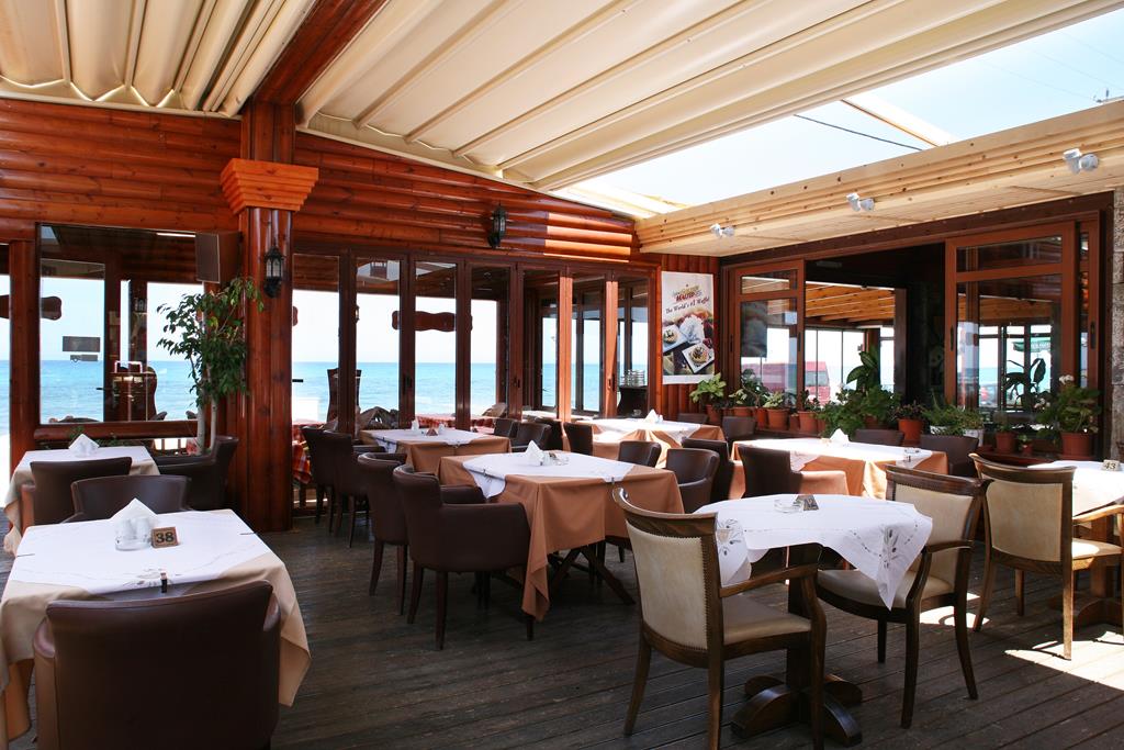 Kaissa Beach Hotel