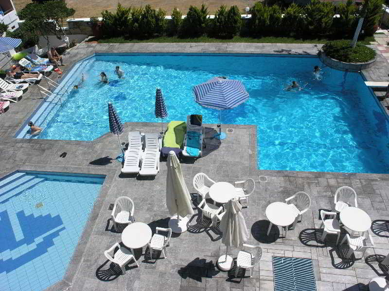 Lia Apartments