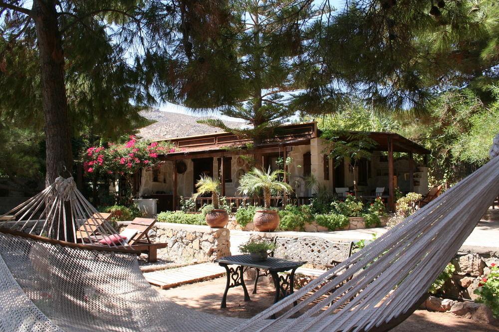 Stella's Traditional Apartments - Studios