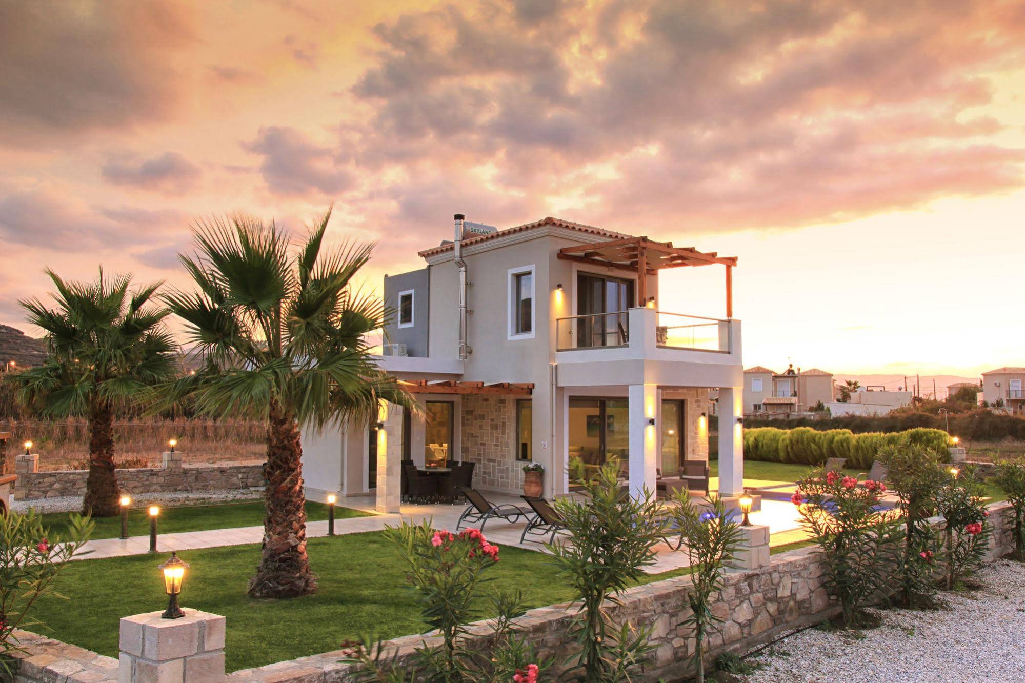 Alexandros Villa