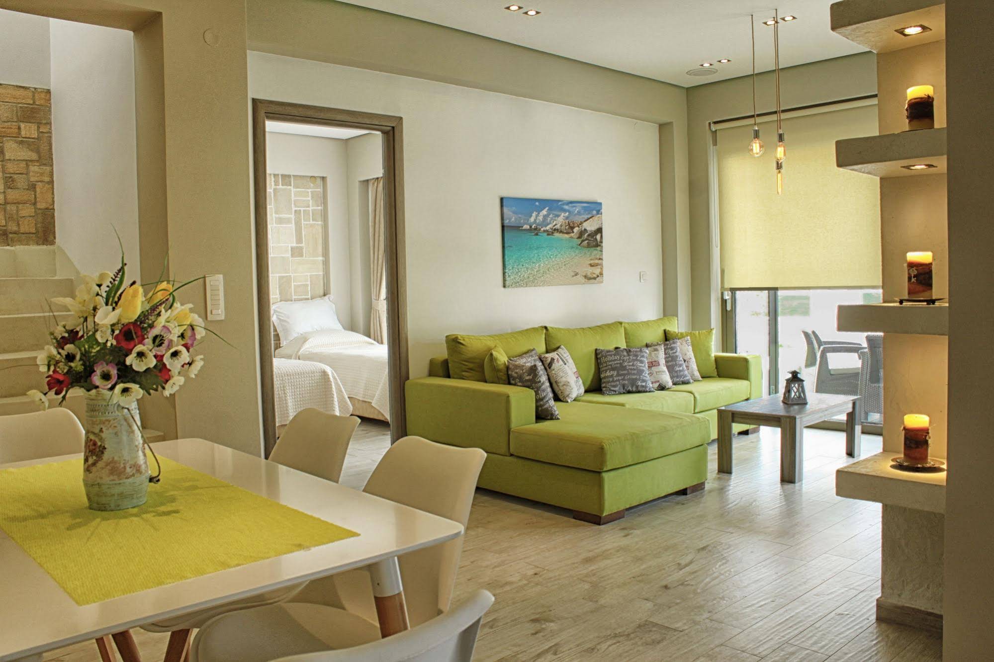 Alexandros Villa