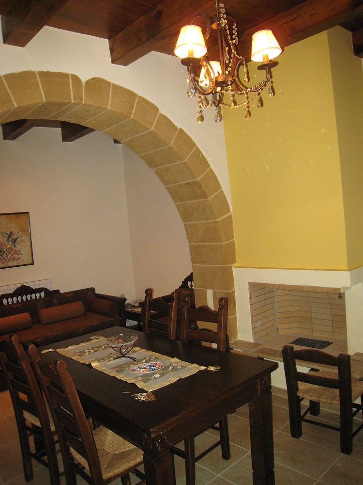 Maria Villas Voulgaro