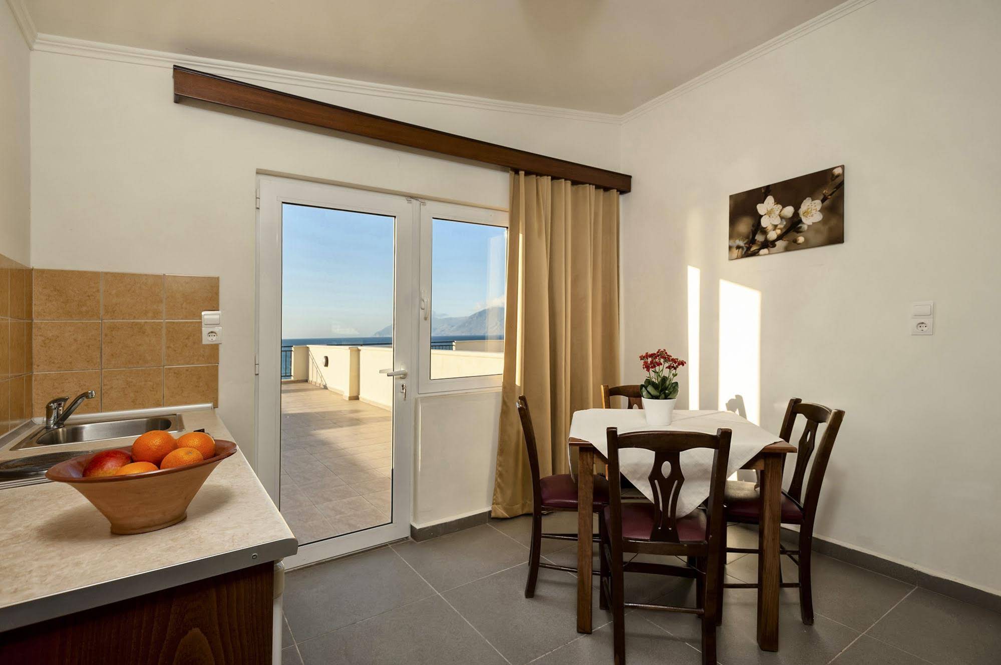 Mesogios Beach Hotel