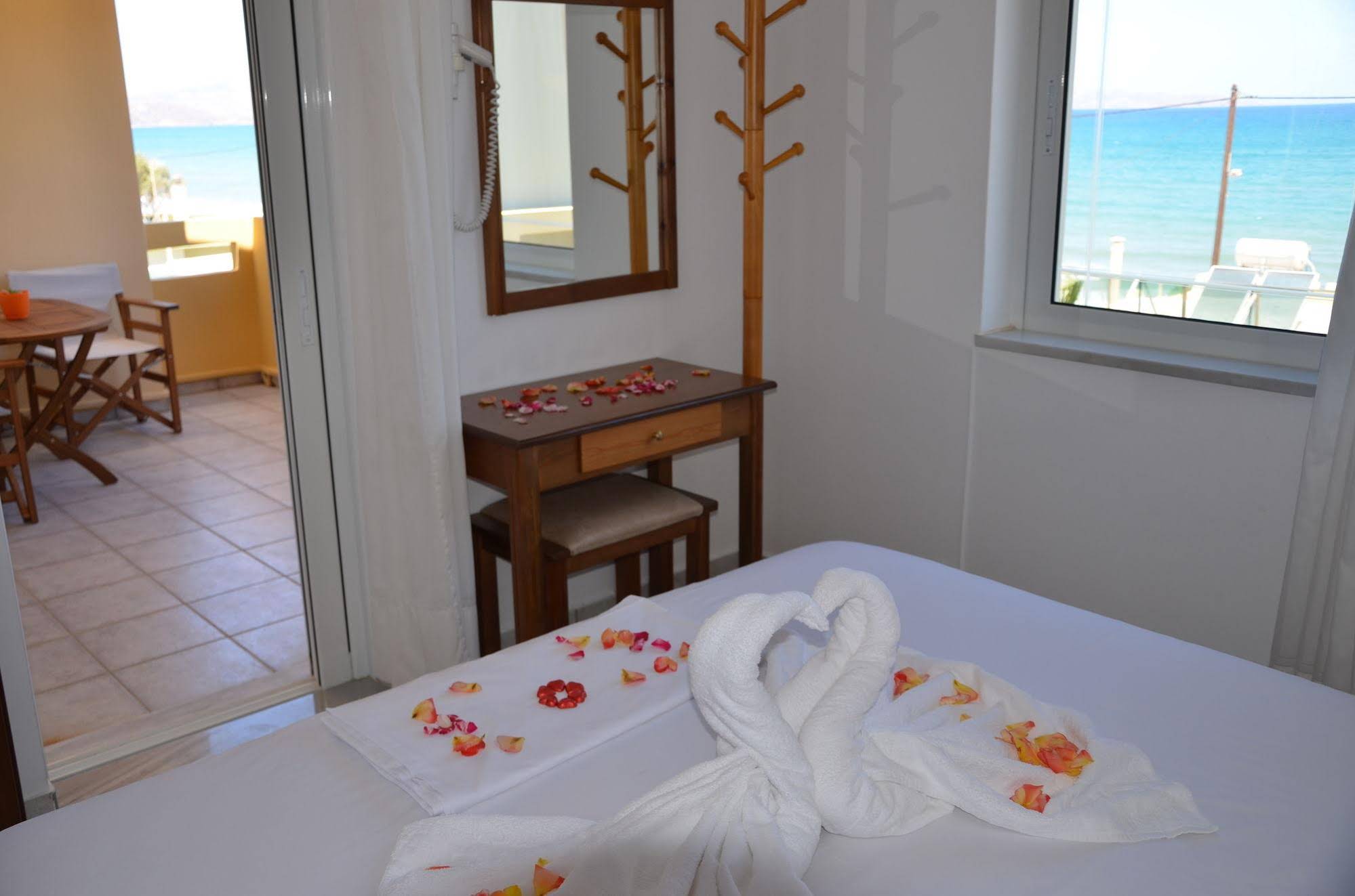 Thalassa Apartments