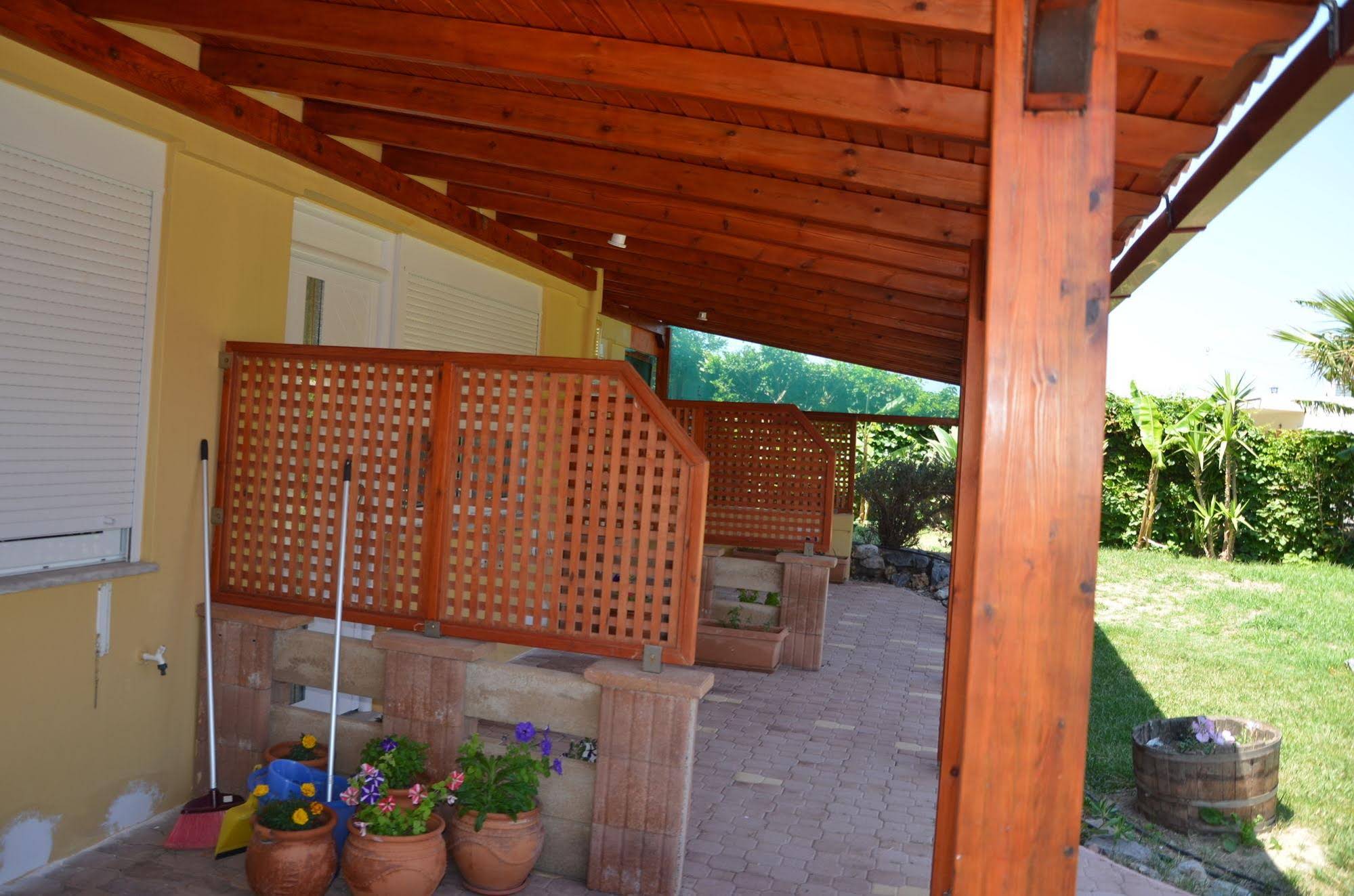 Thalassa Apartments