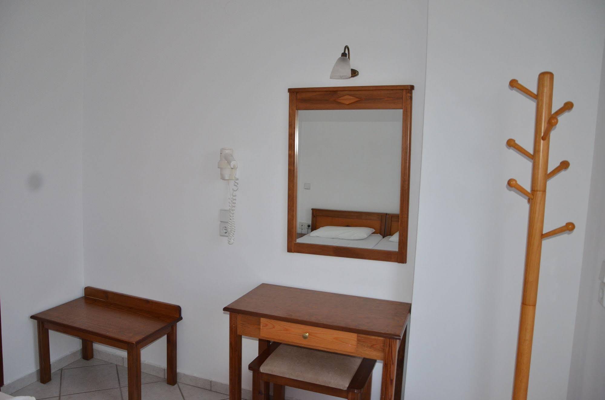 Thalassa Apartments