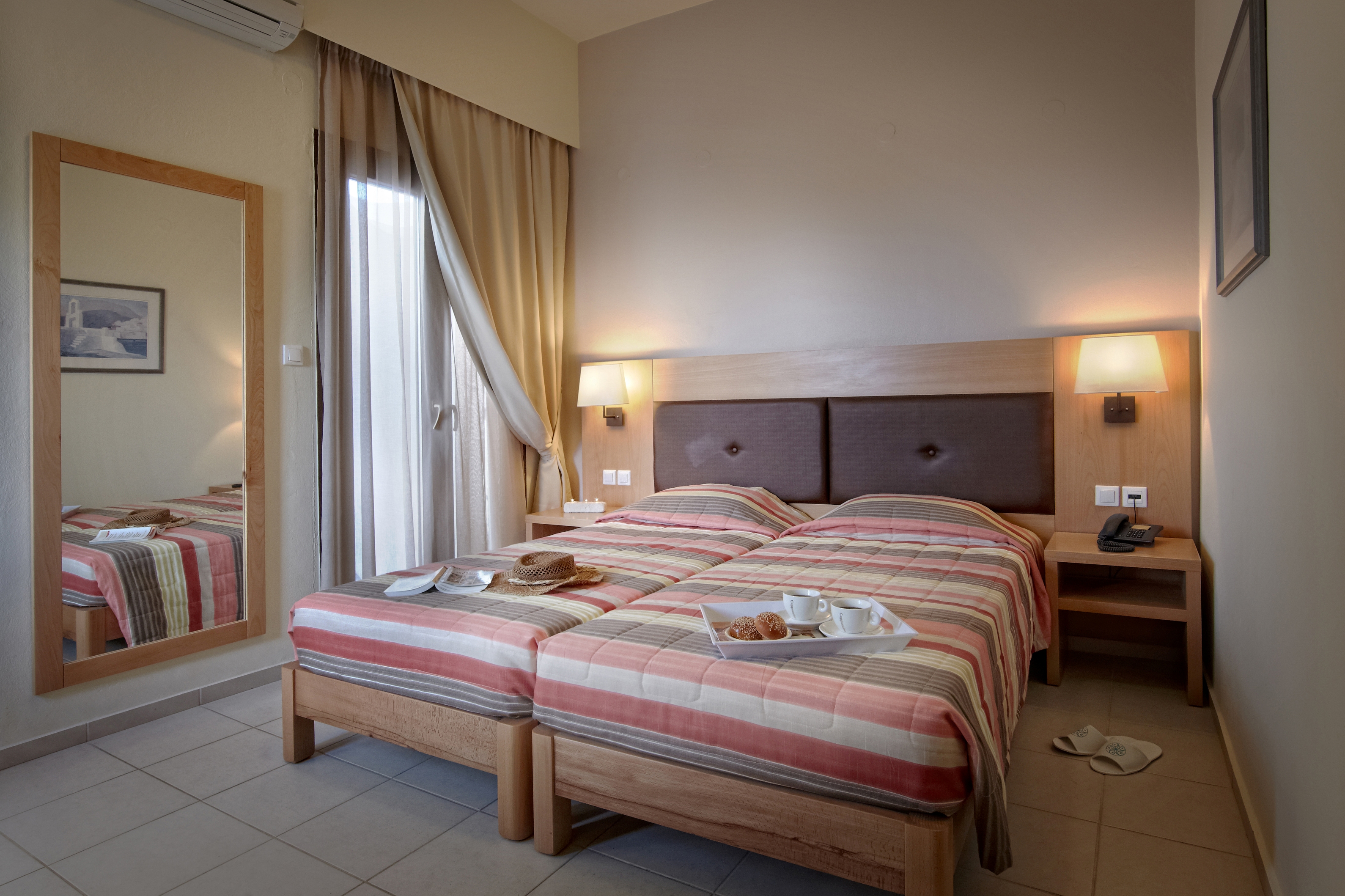 Dimitra Hotel & Apartments