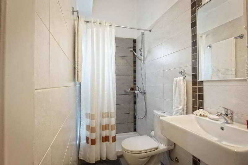 Dimitra Hotel & Apartments