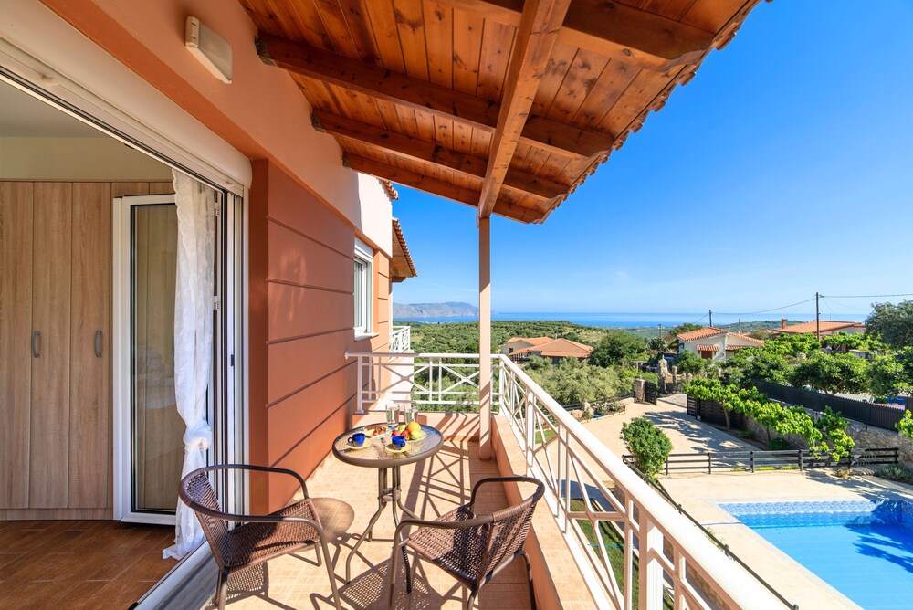 Aqua Mare Villa