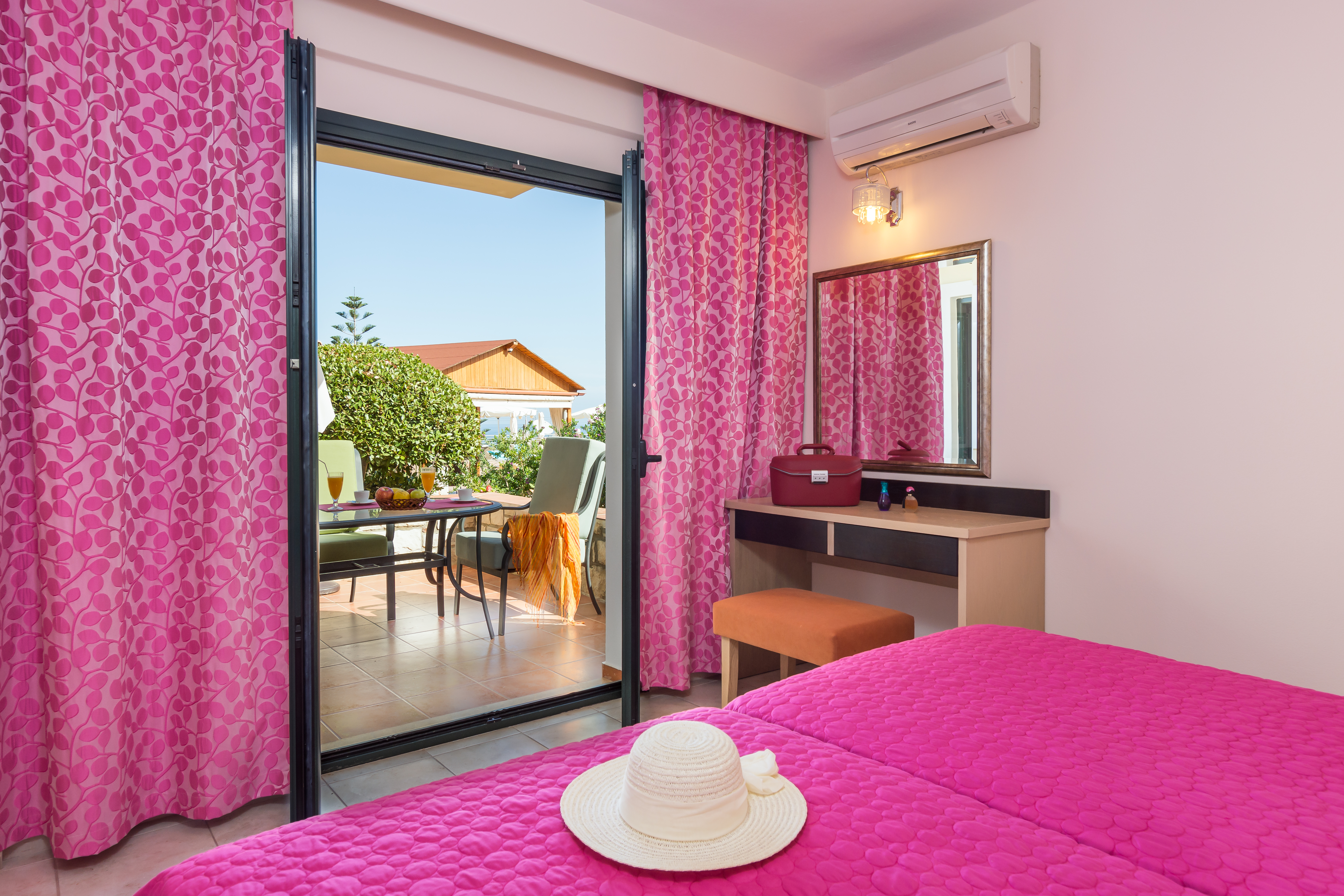 Pilot's Villas Luxury Suites