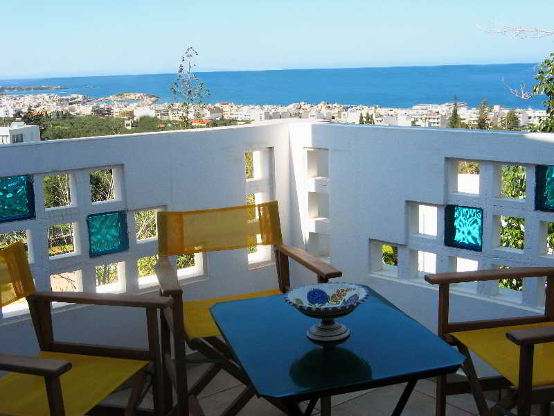 Romantica Hotel Apartments