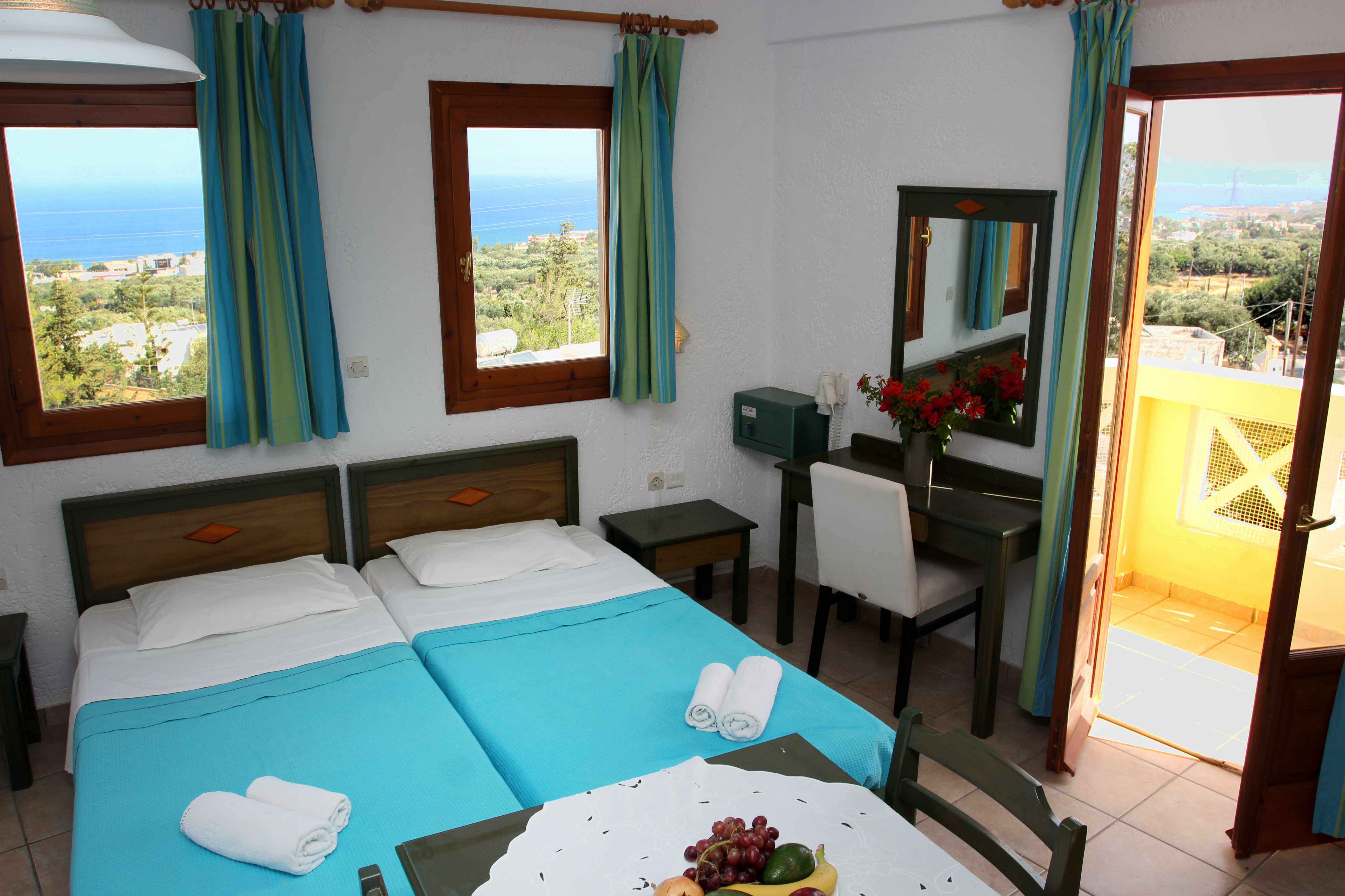 Romantica Hotel Apartments