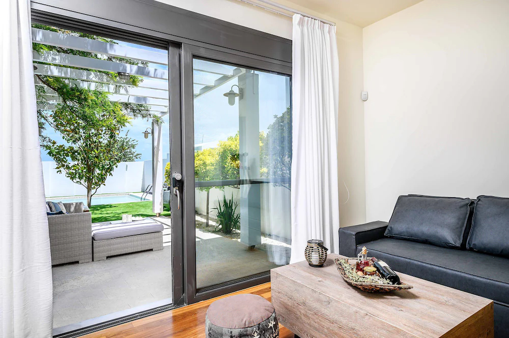 Blue Harmony Luxury Villas