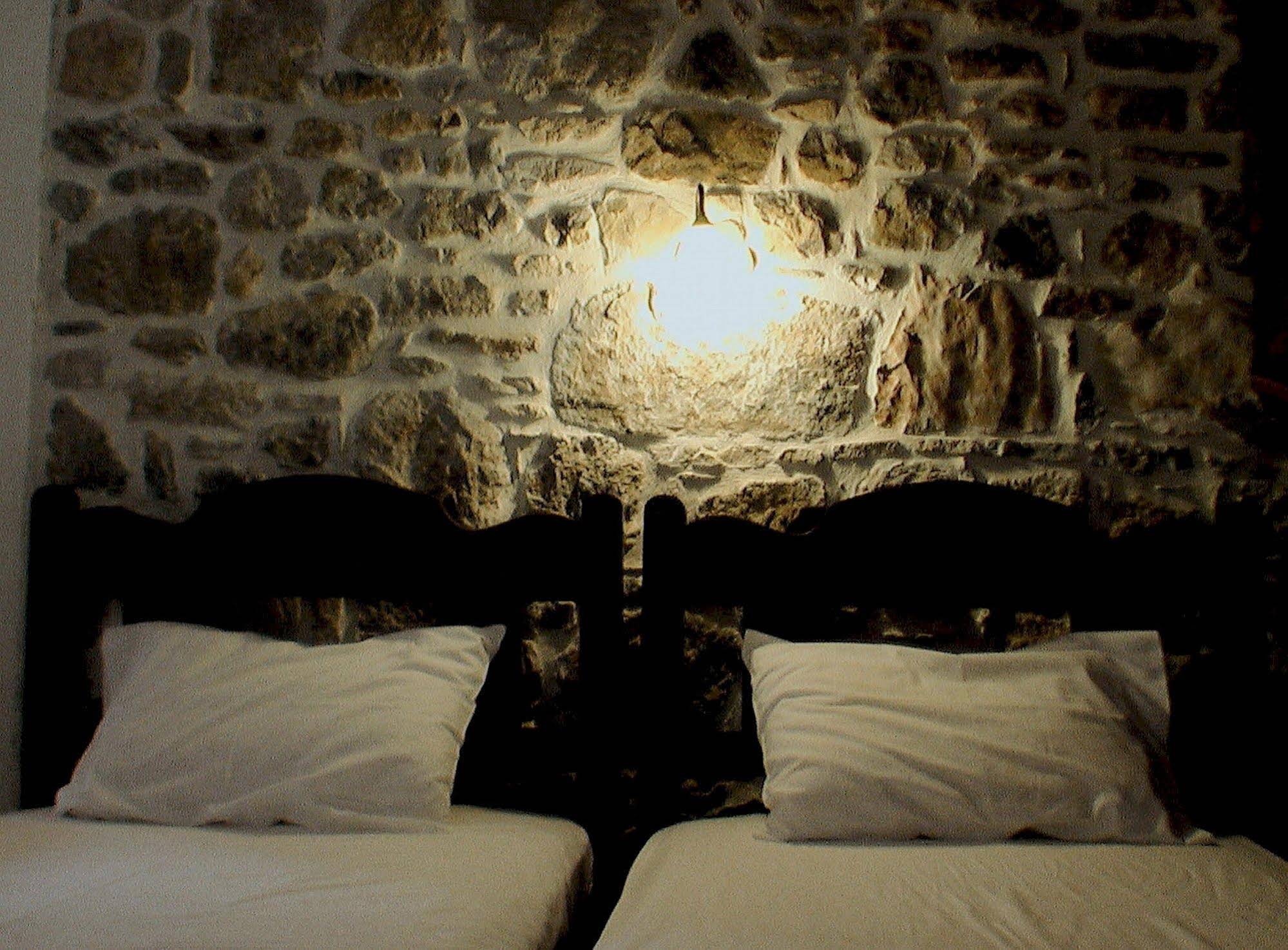 Ksa Sou Guesthouses
