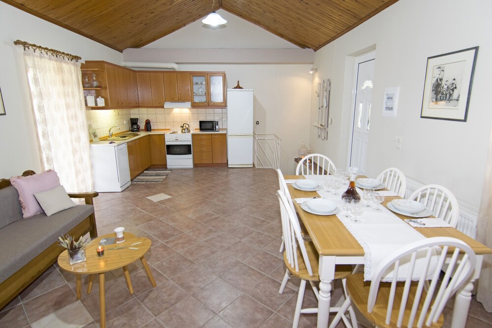 Aoria Traditional House