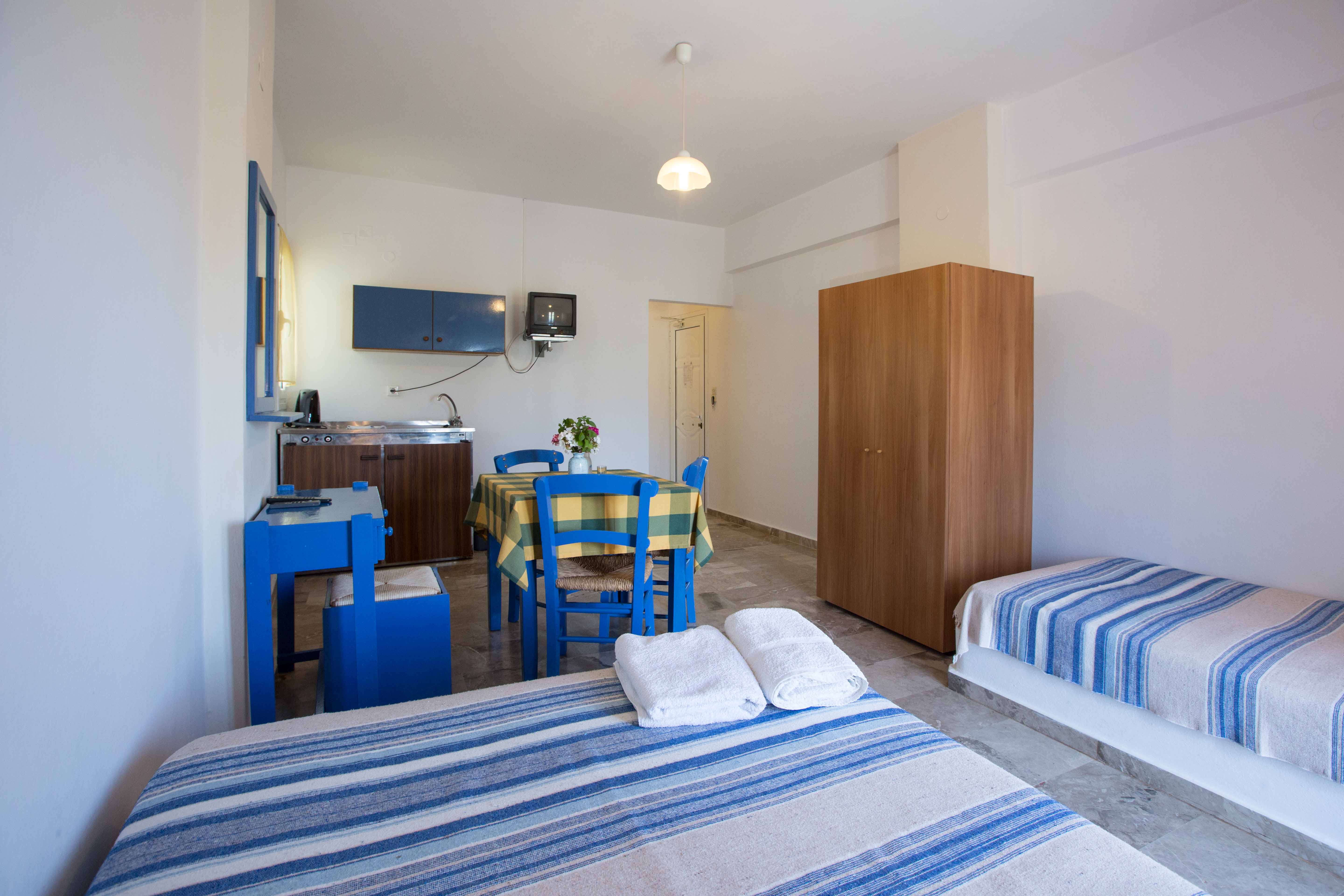 Helios Studios & Apartments