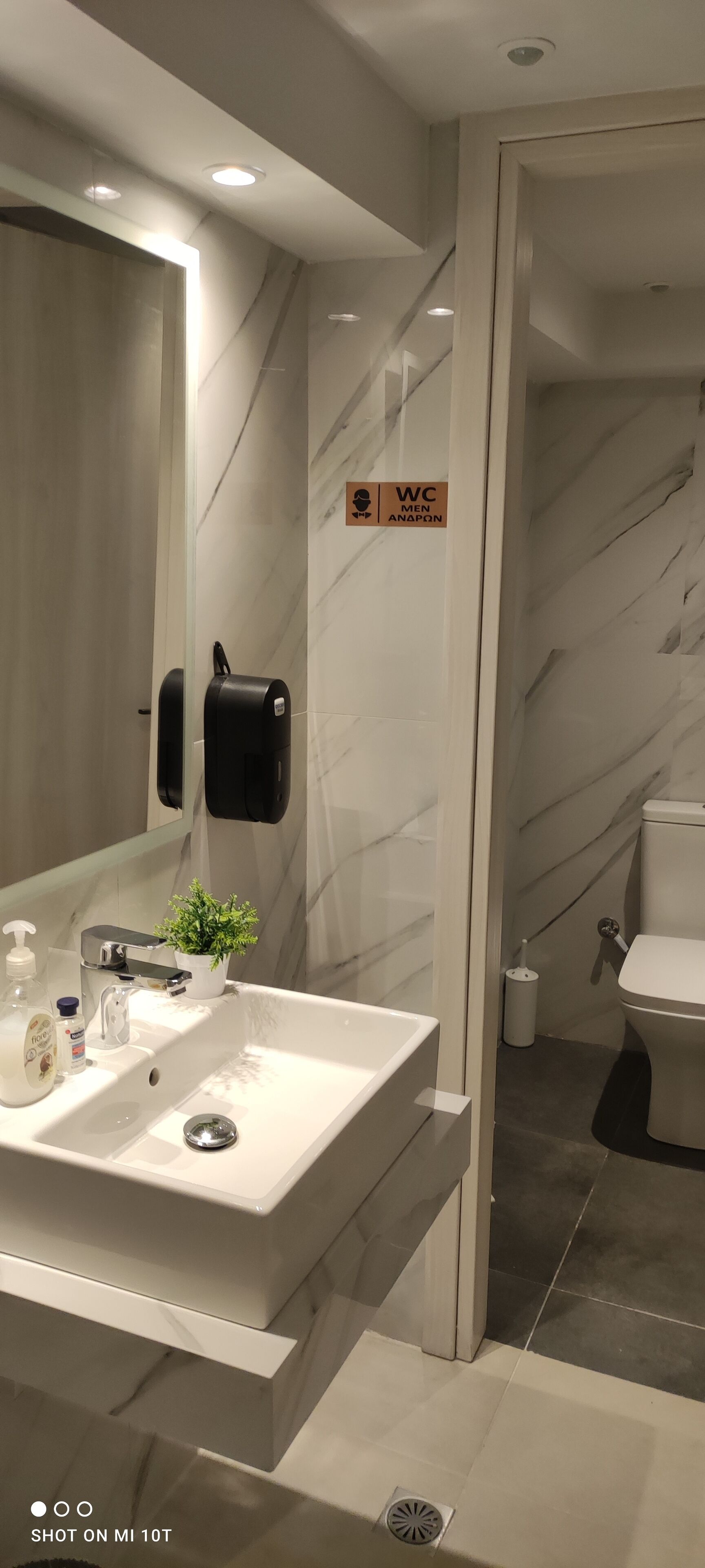 Aegean Breeze Apartments