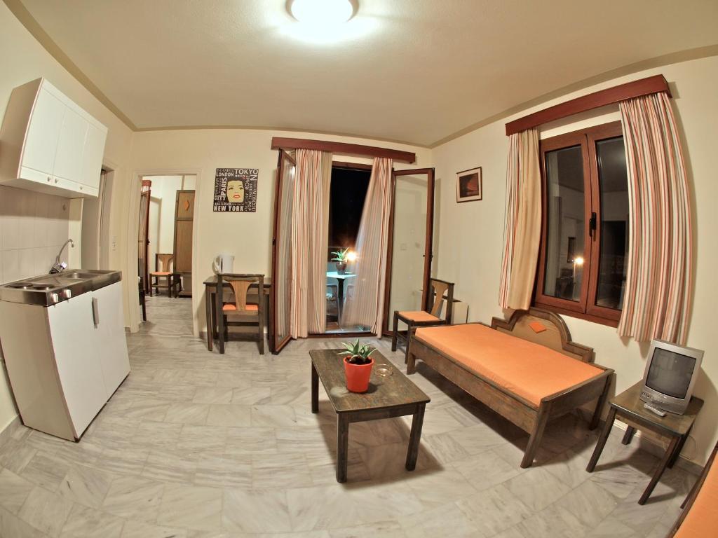 Alexandros M