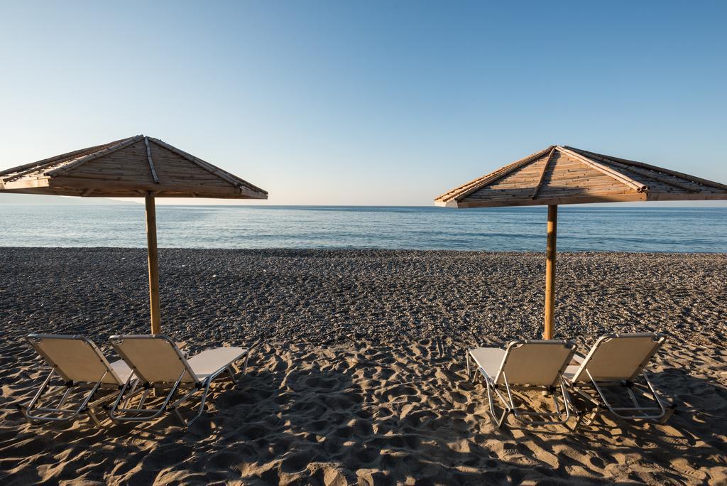 Mythos Beach