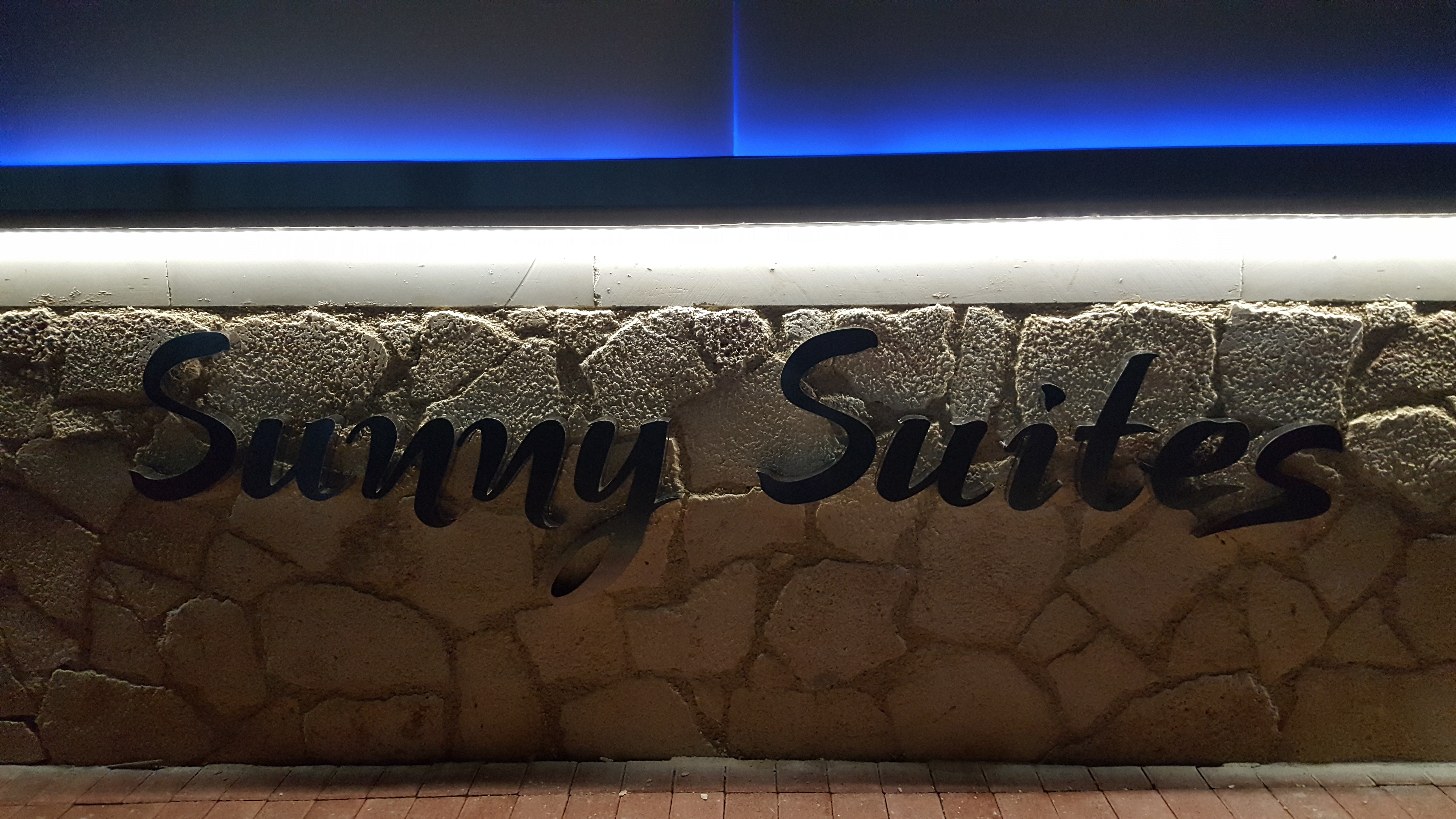 Sunny Suites Apartments