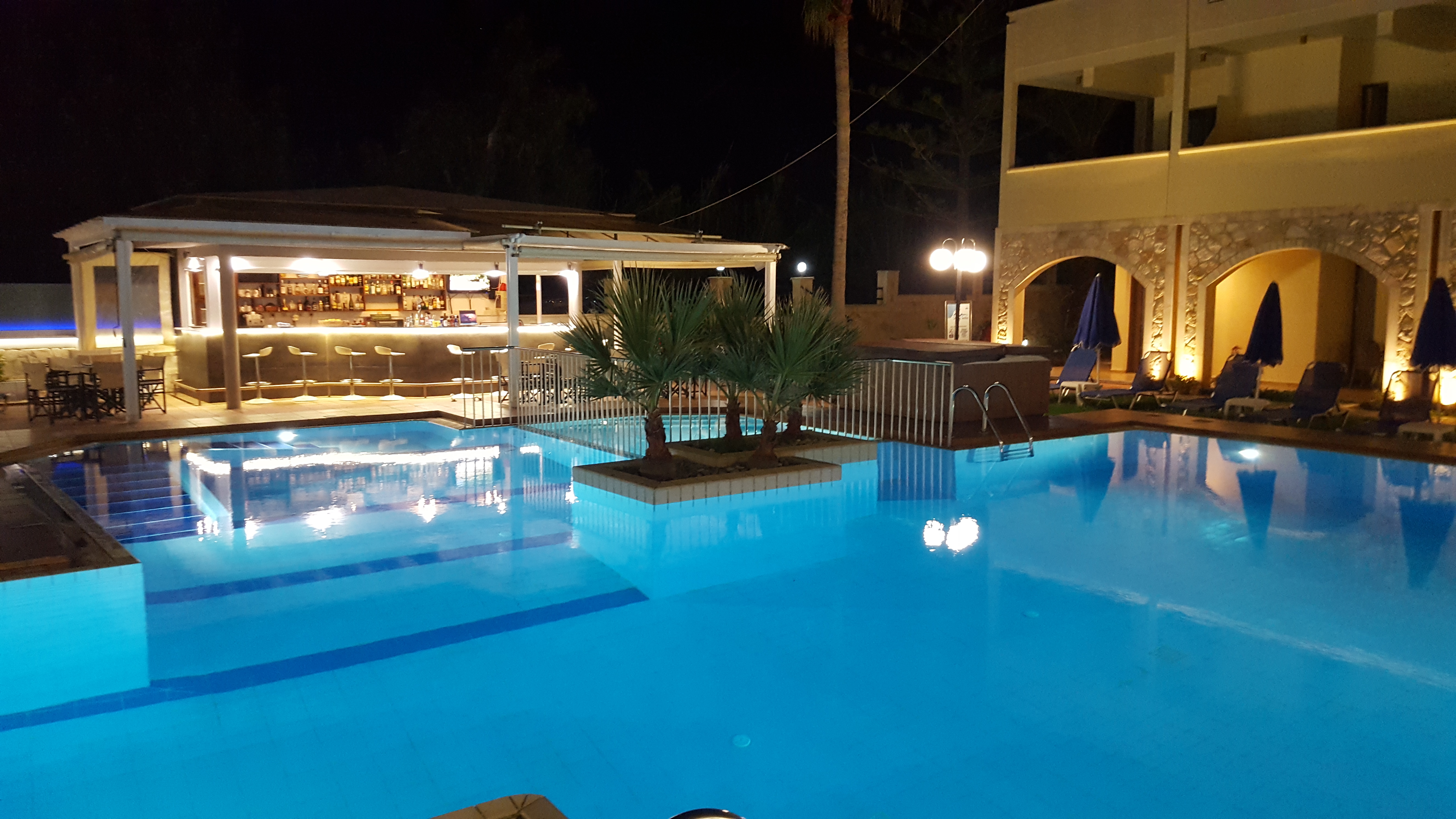 Sunny Suites Apartments