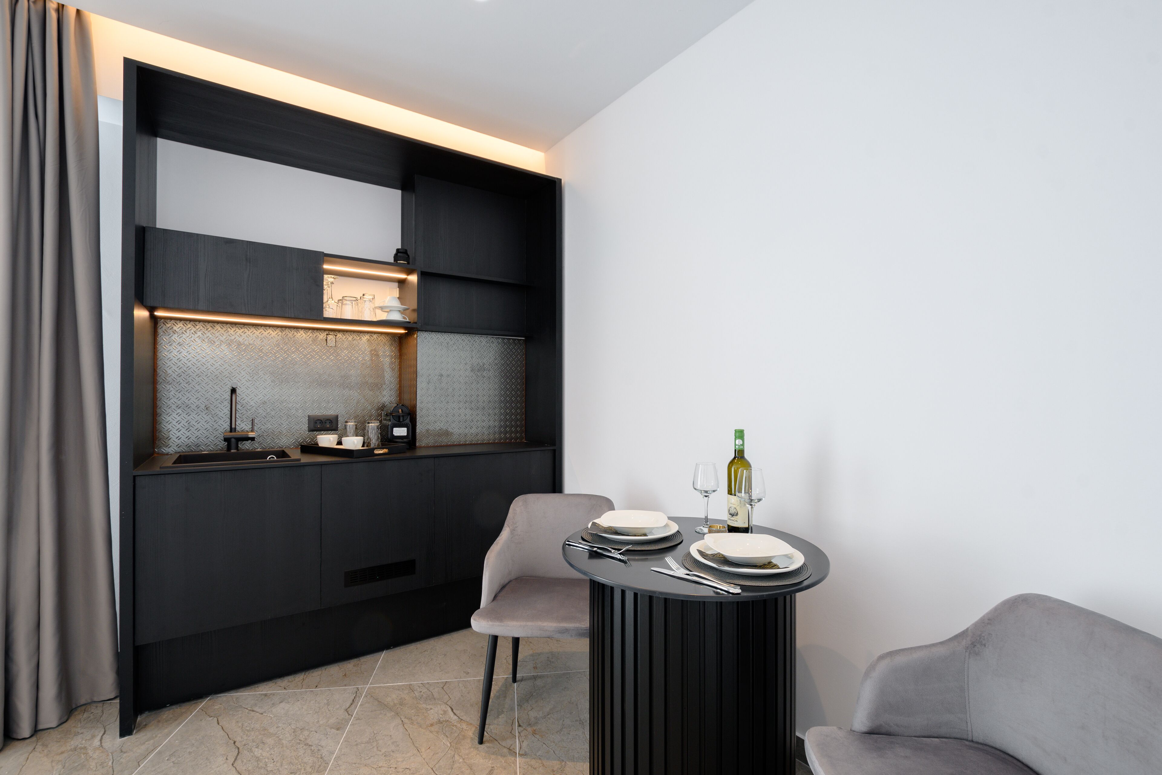 Ecoheaven Suites