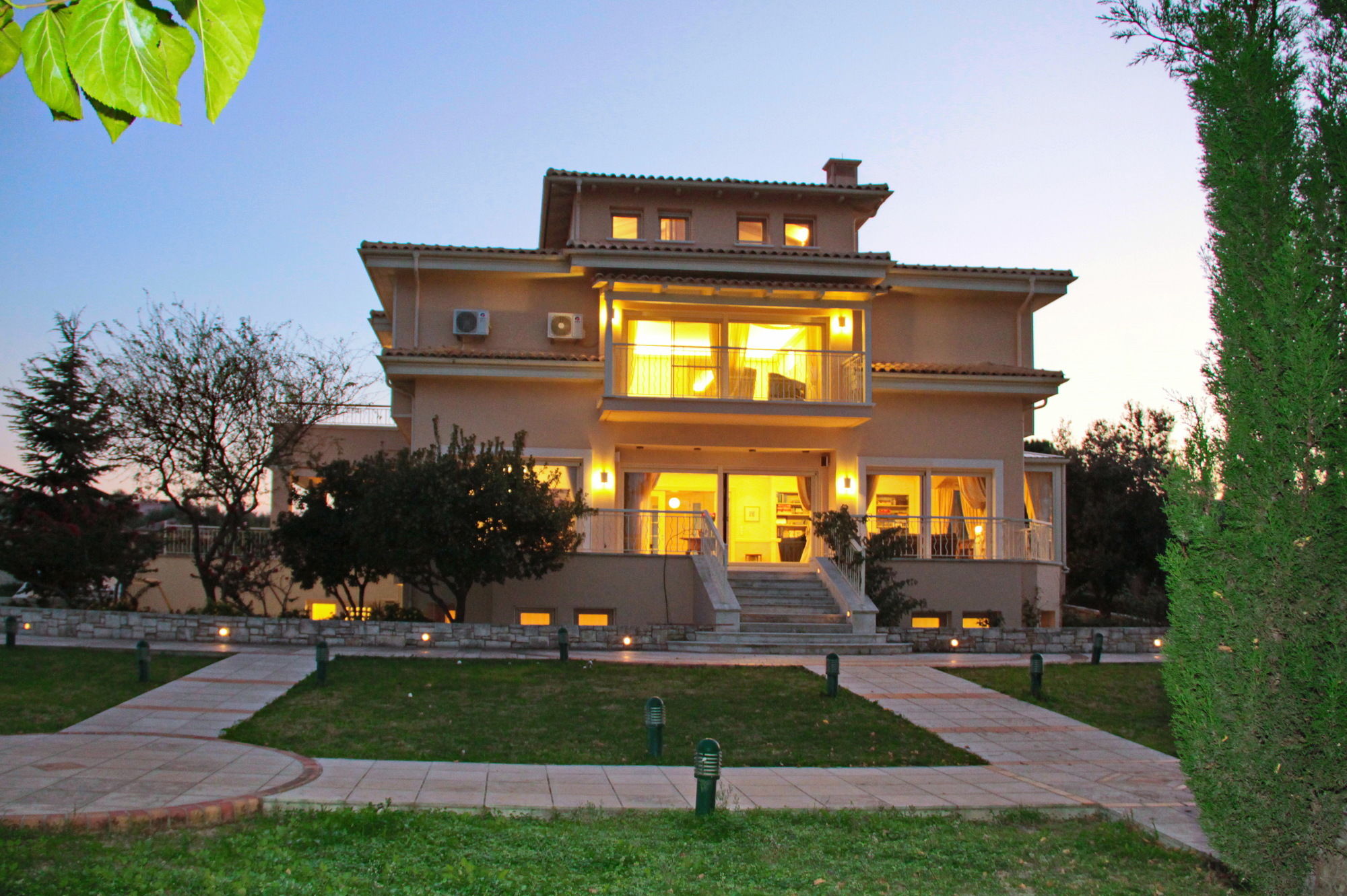 Villa Metaxas