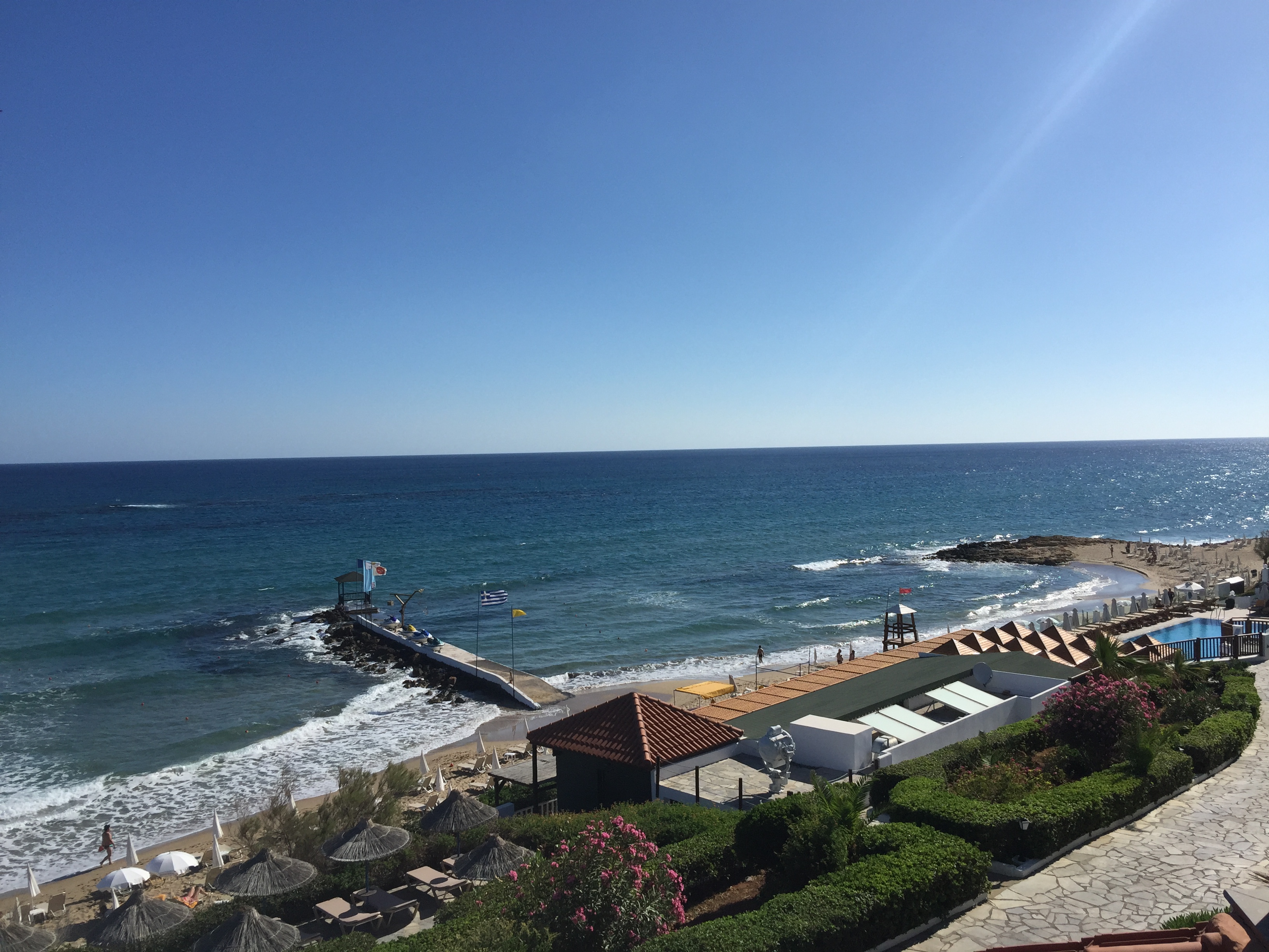 Alexander Beach Hotel & Village Resort