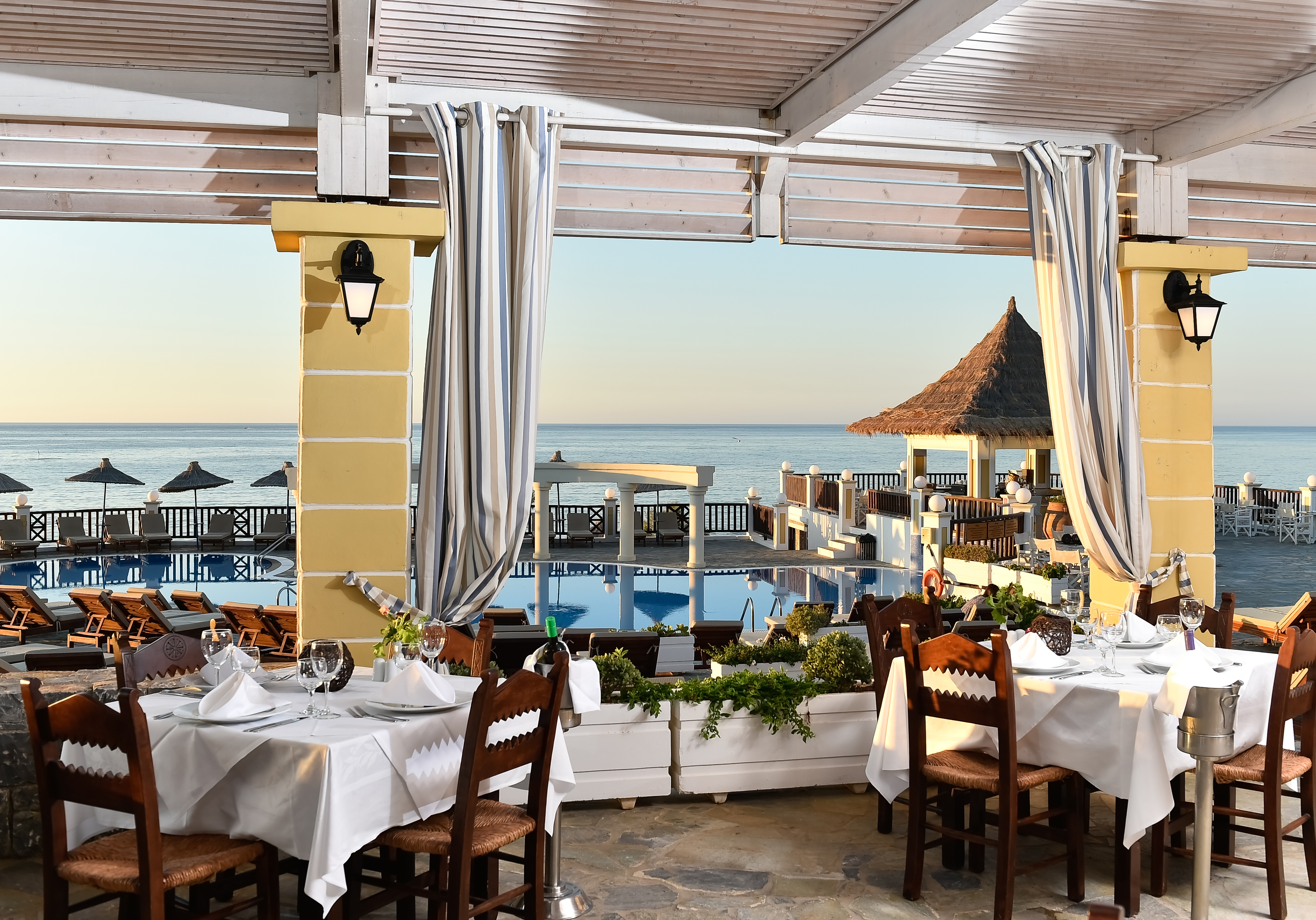 Alexander Beach Hotel & Village Resort