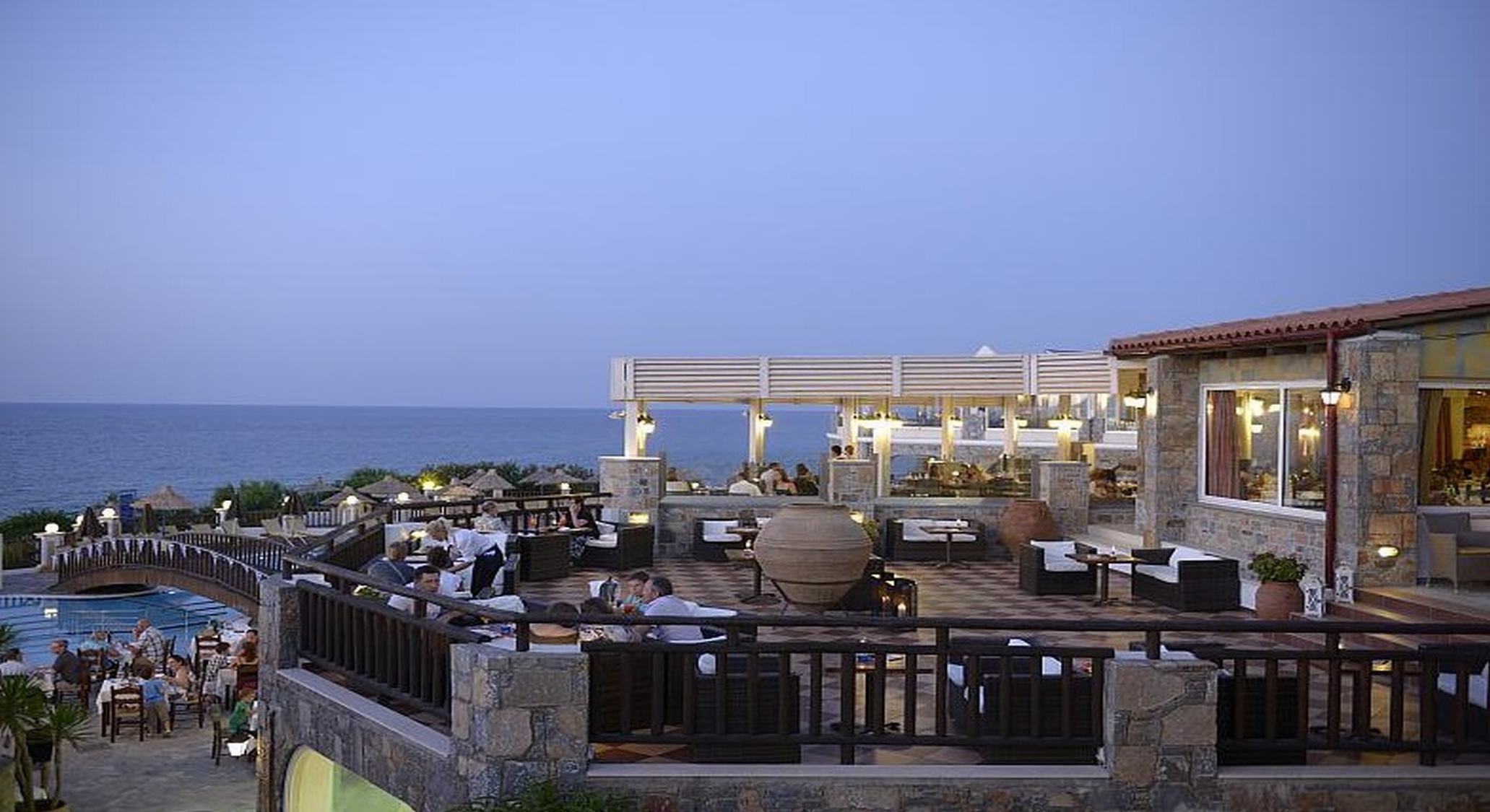 Alexander Beach Hotel & Village Resort