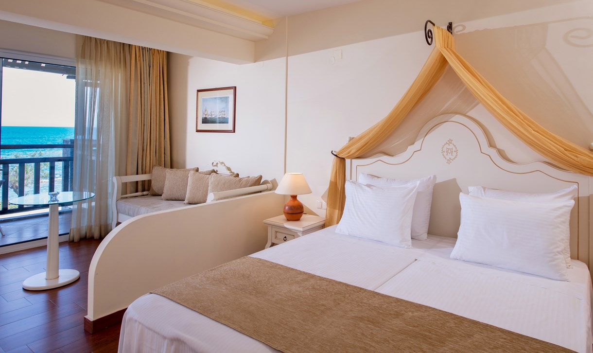 Alexander Beach Hotel & Village Resort