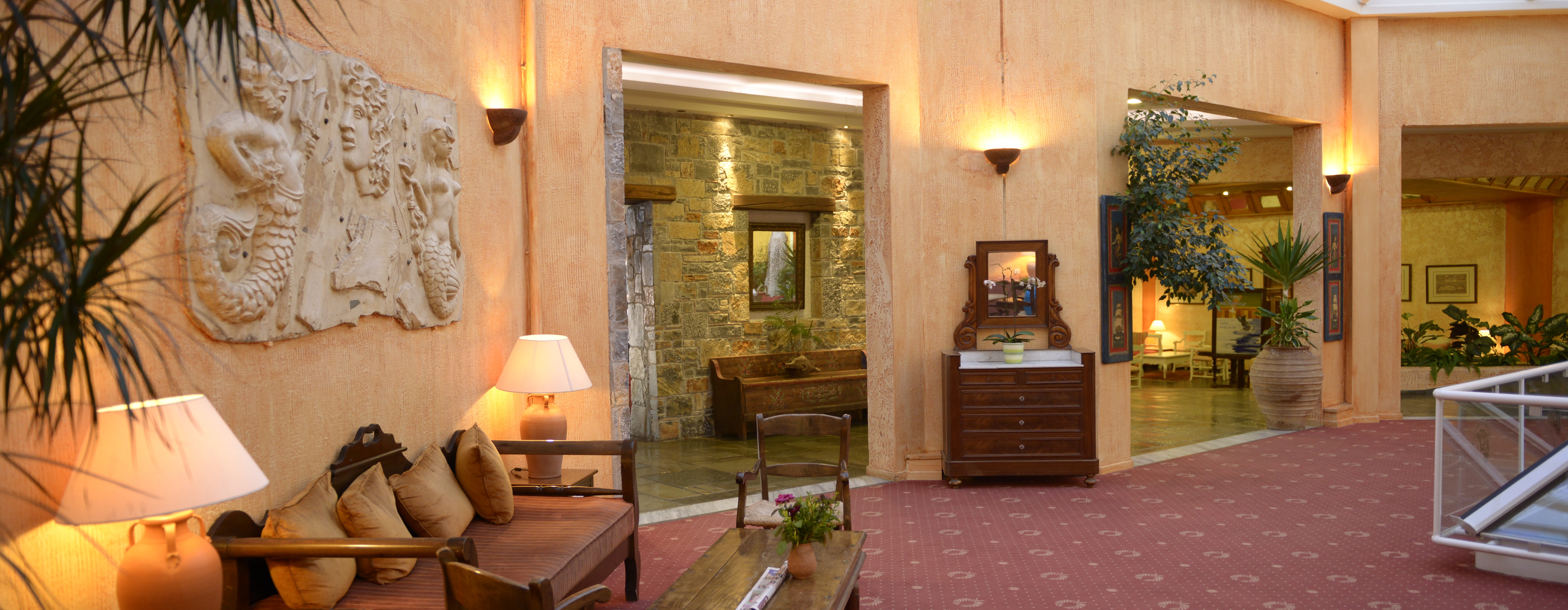 Alexander Beach Hotel & Village Resort