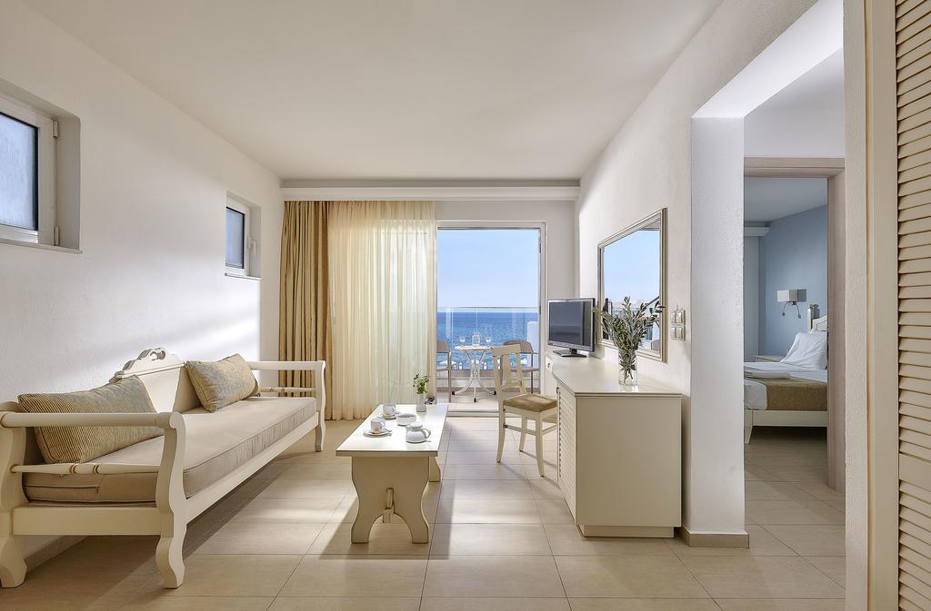 Alexander Beach Hotel & Village Resort