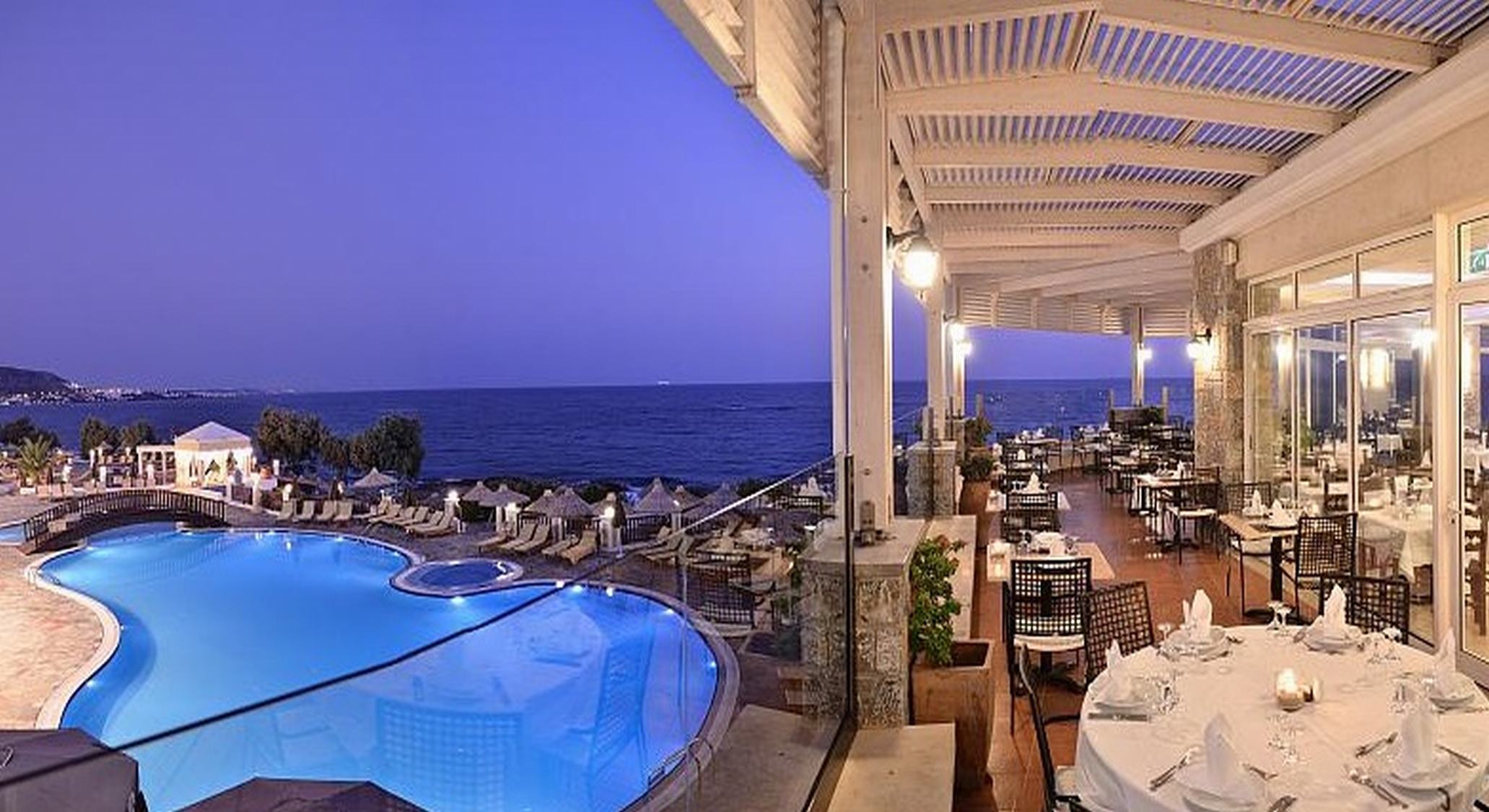Alexander Beach Hotel & Village Resort