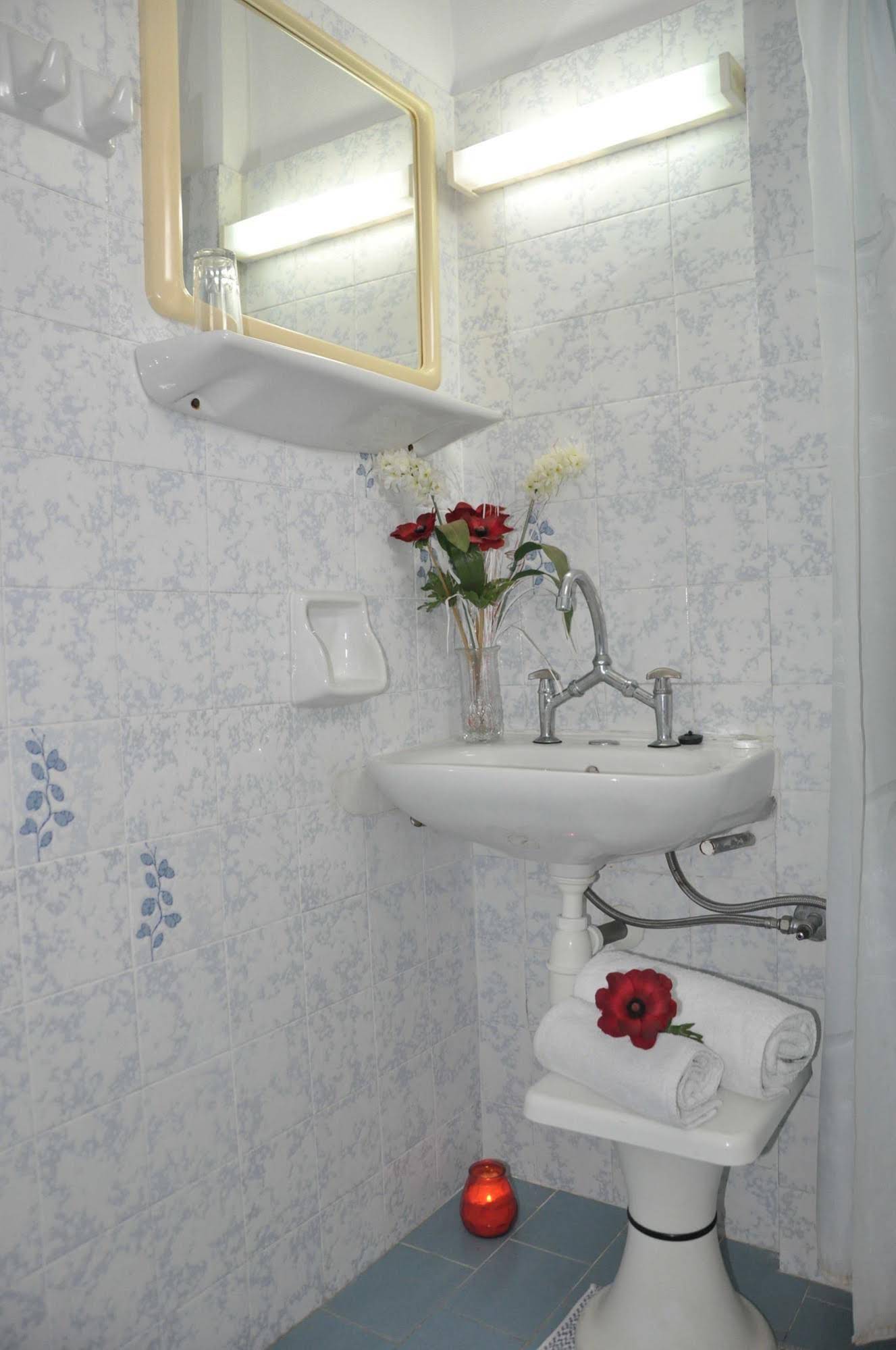Alexandra Rooms