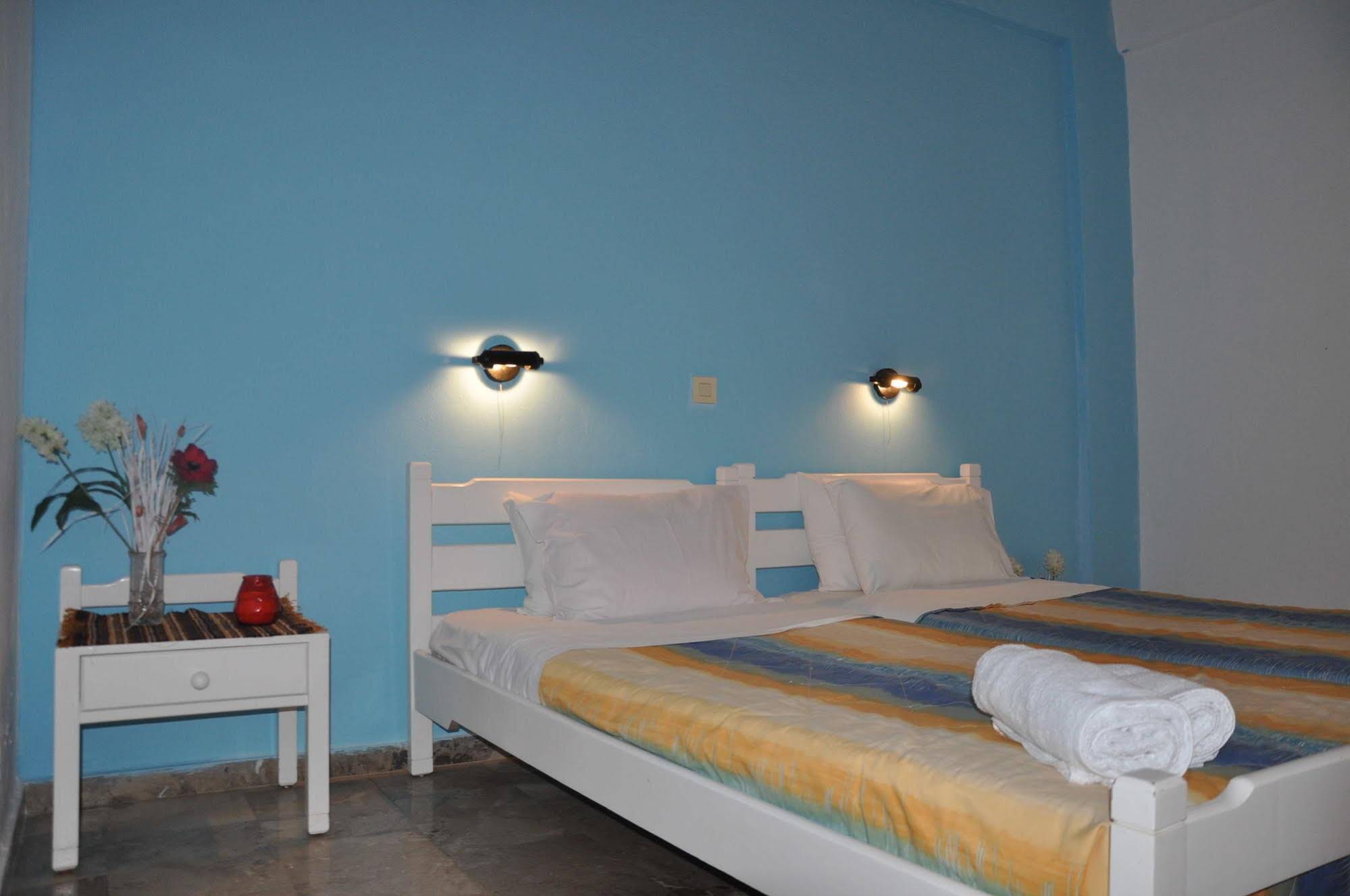 Alexandra Rooms