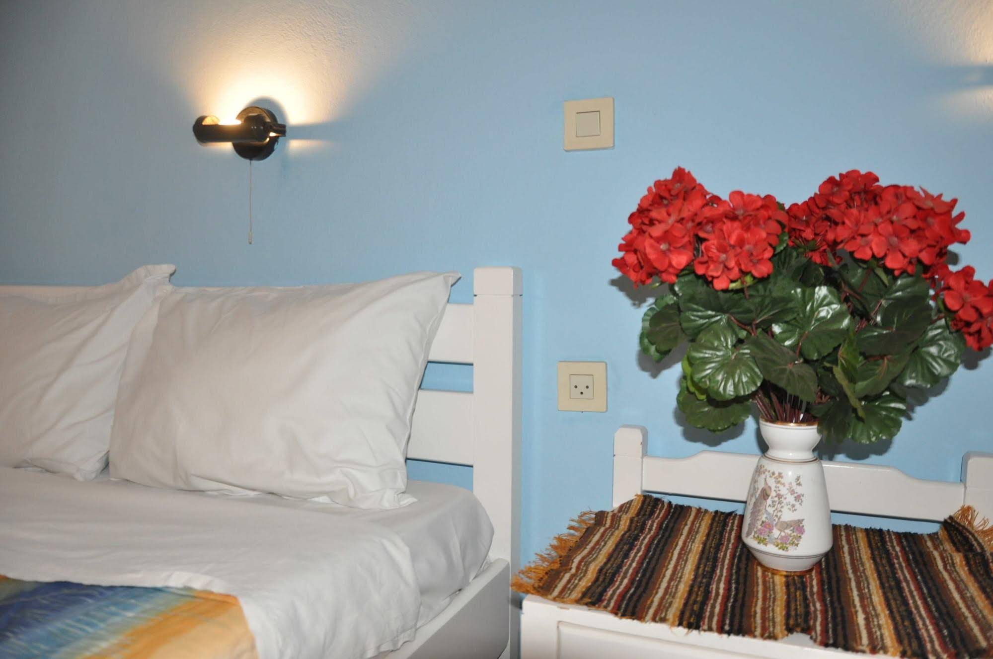 Alexandra Rooms