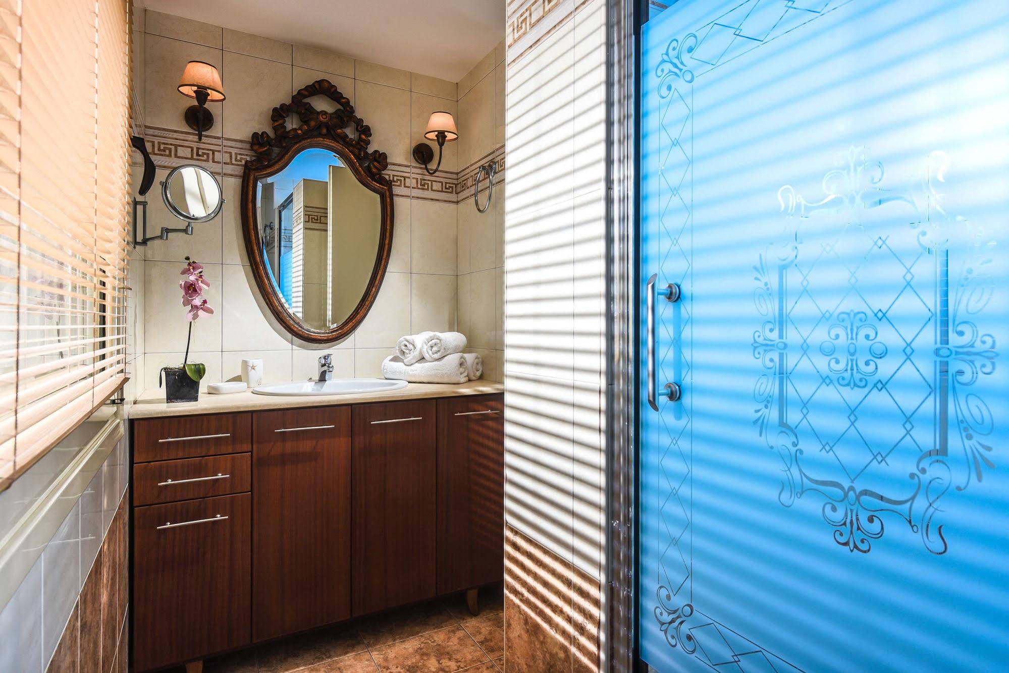 Ammos Apartments & Suites