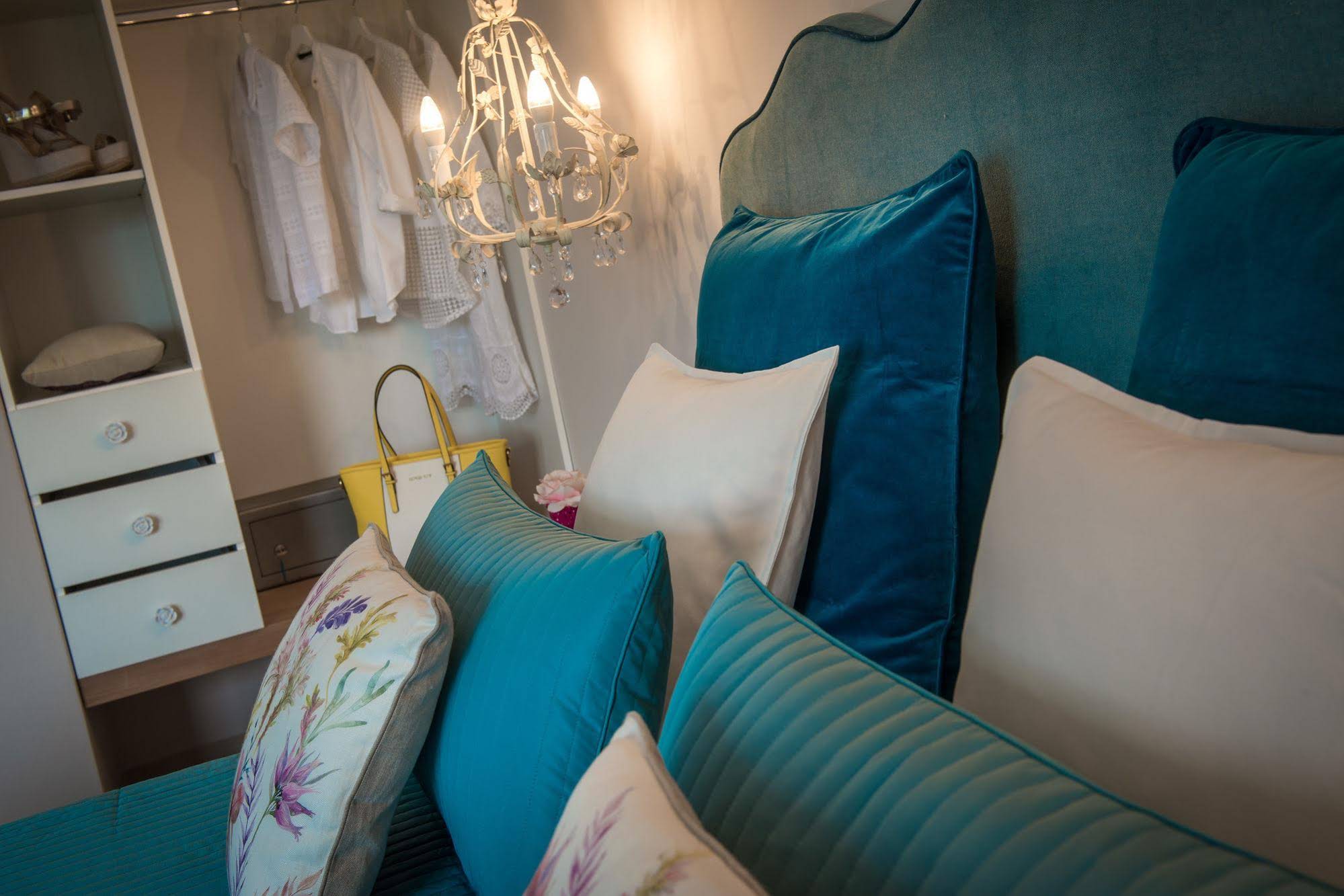 Ammos Apartments & Suites