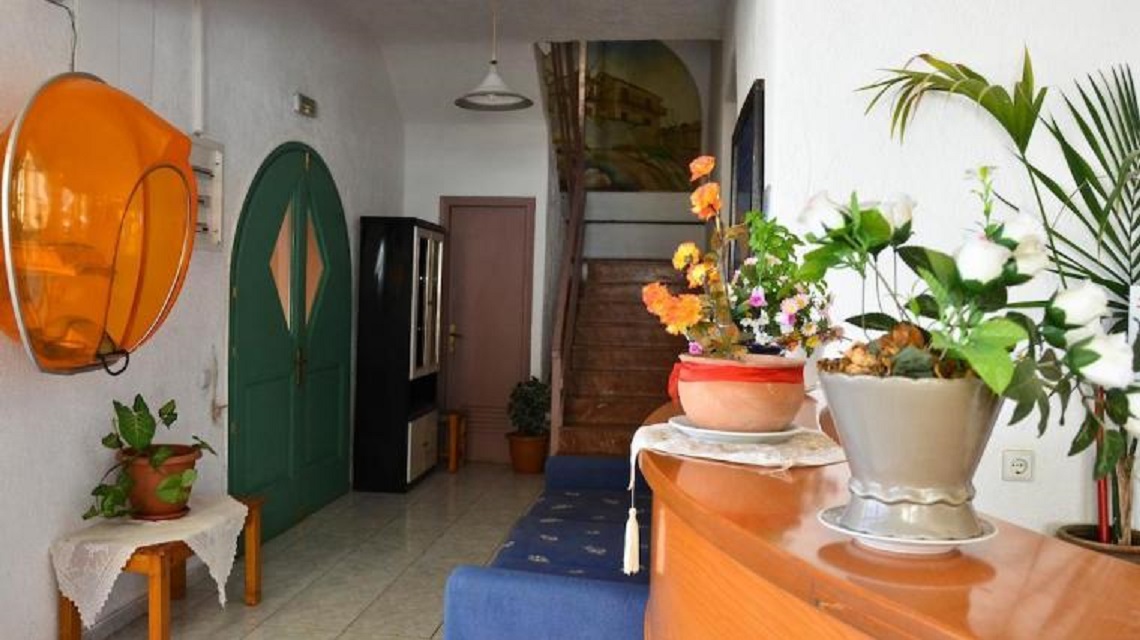 Argo Studios Malia