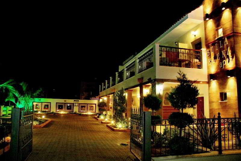 Bella Elena Apartments