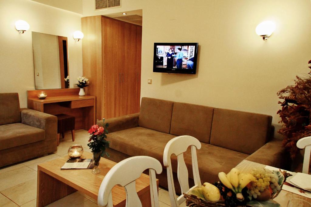 Bella Elena Apartments