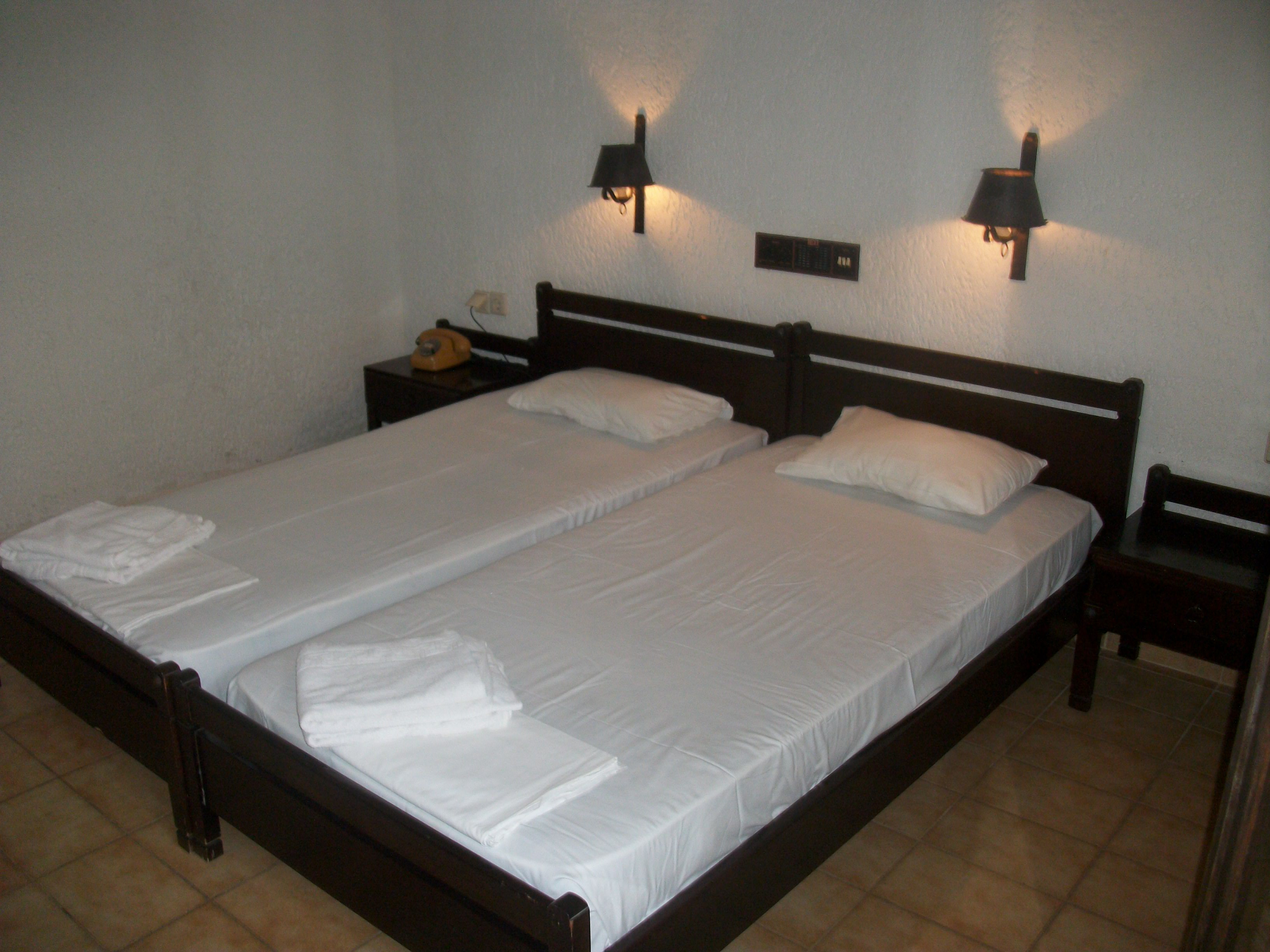 Efi Hotel