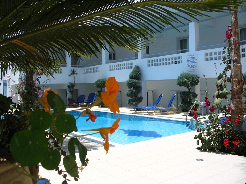 Emerald Hotel