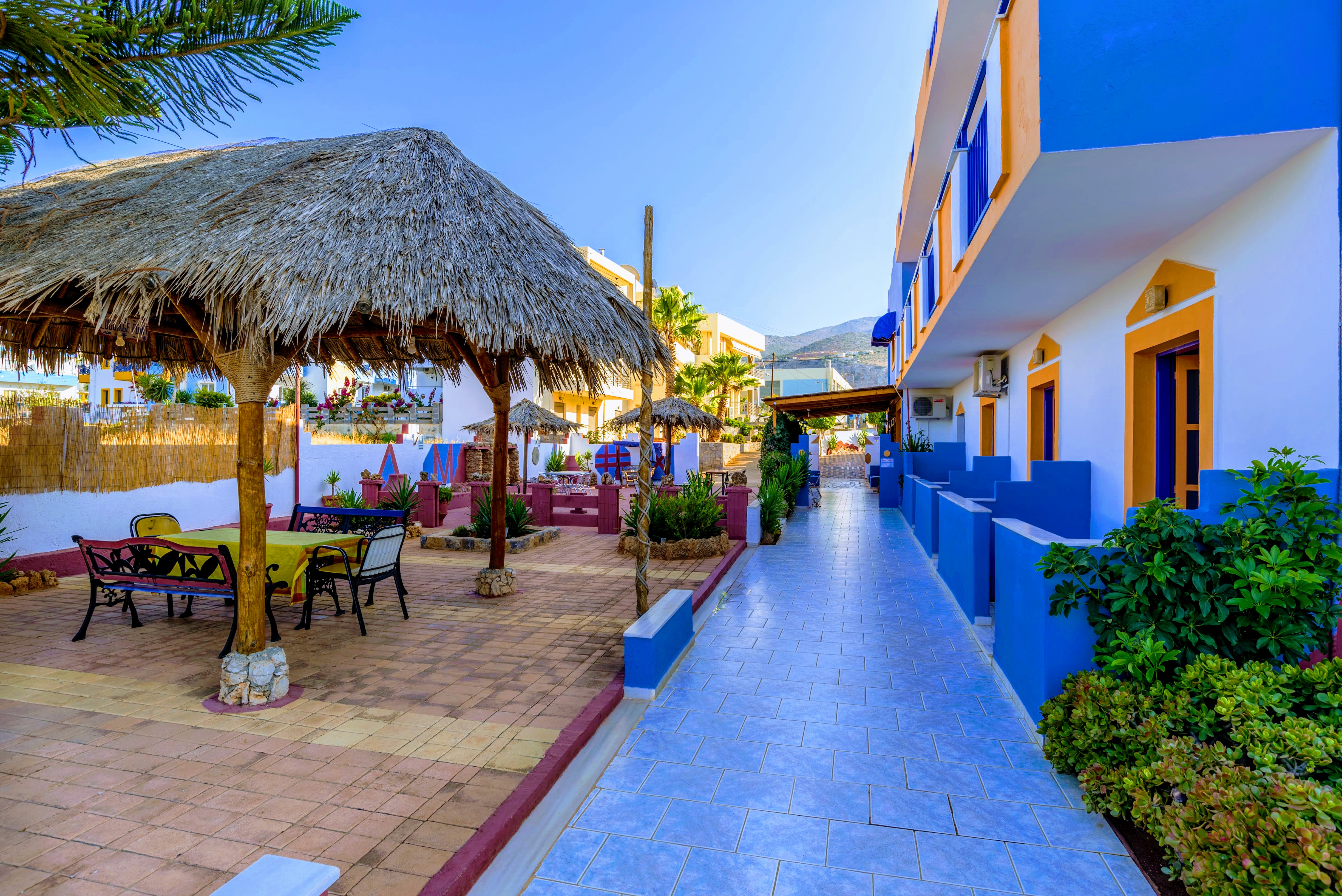 Eltina Apartments