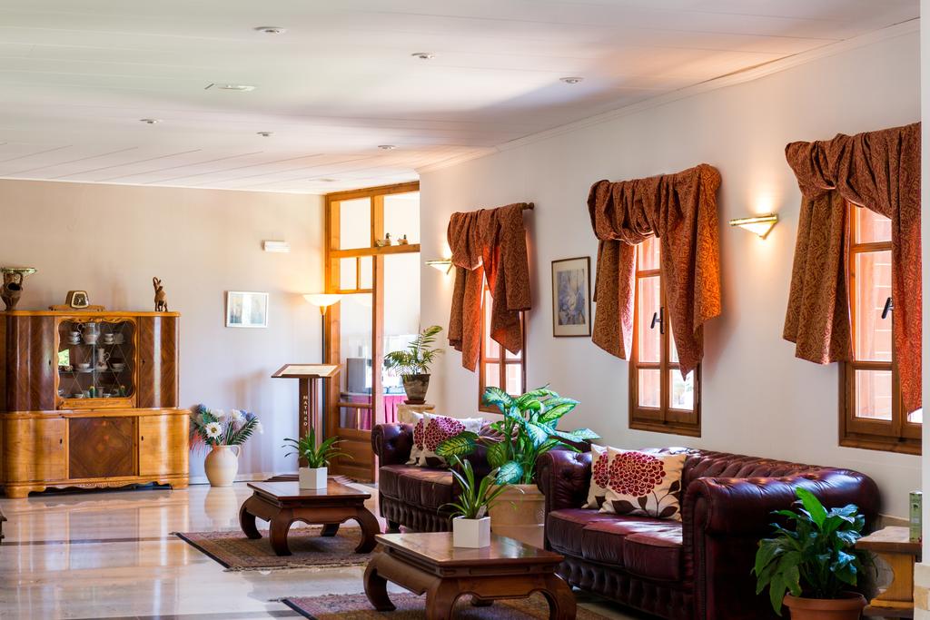 Hotel Matheo Villas & Suites