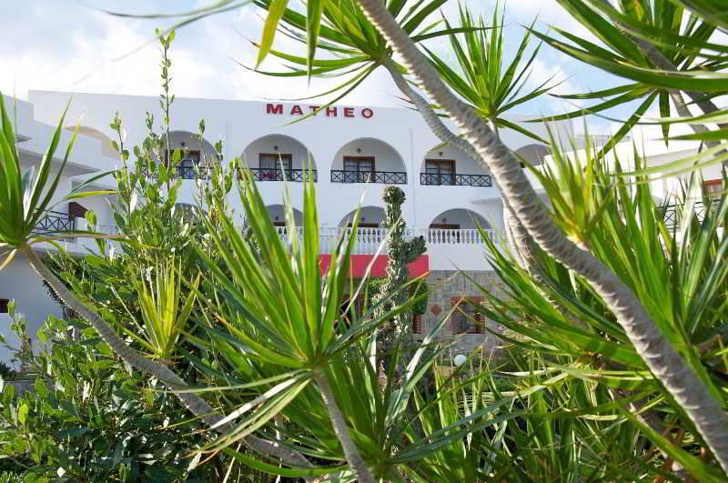 Hotel Matheo Villas & Suites