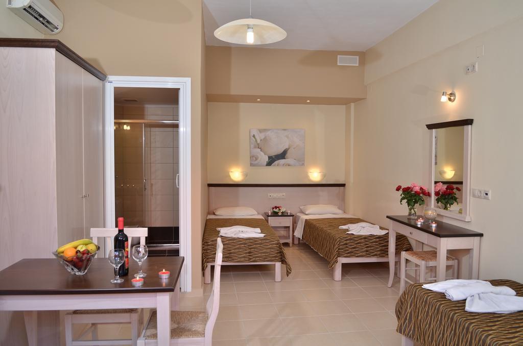 Kastro Beach Apartments