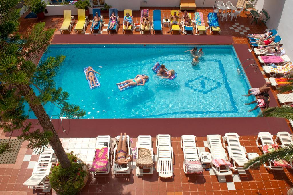 Kastro Beach Apartments